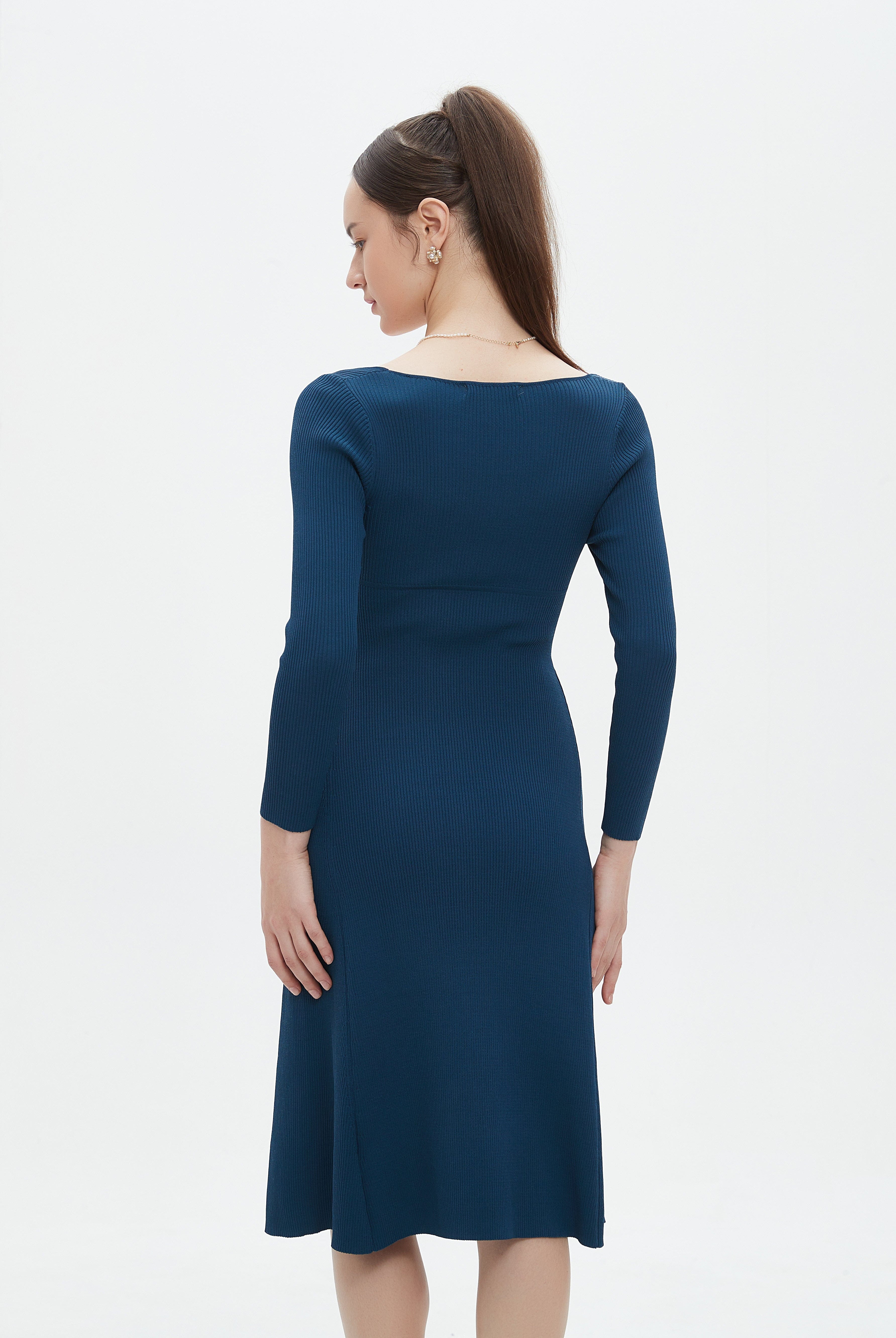 ميكا فستان ميدي ميدى سادة مضلع برقبة مفتوحه نسائى