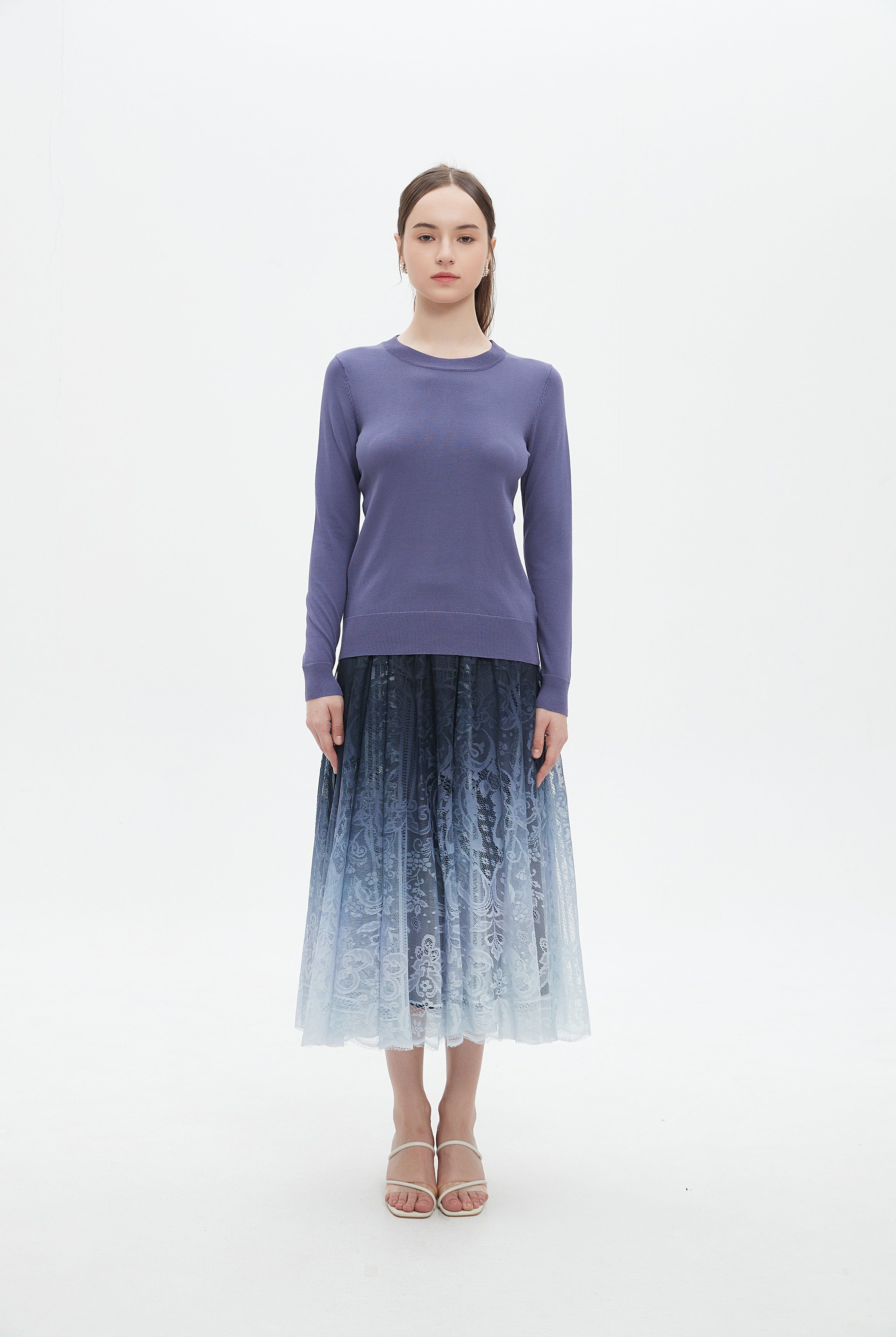 ميكا بلوزة نسائية طويلة برقبة دائرية سادة وكم طويل