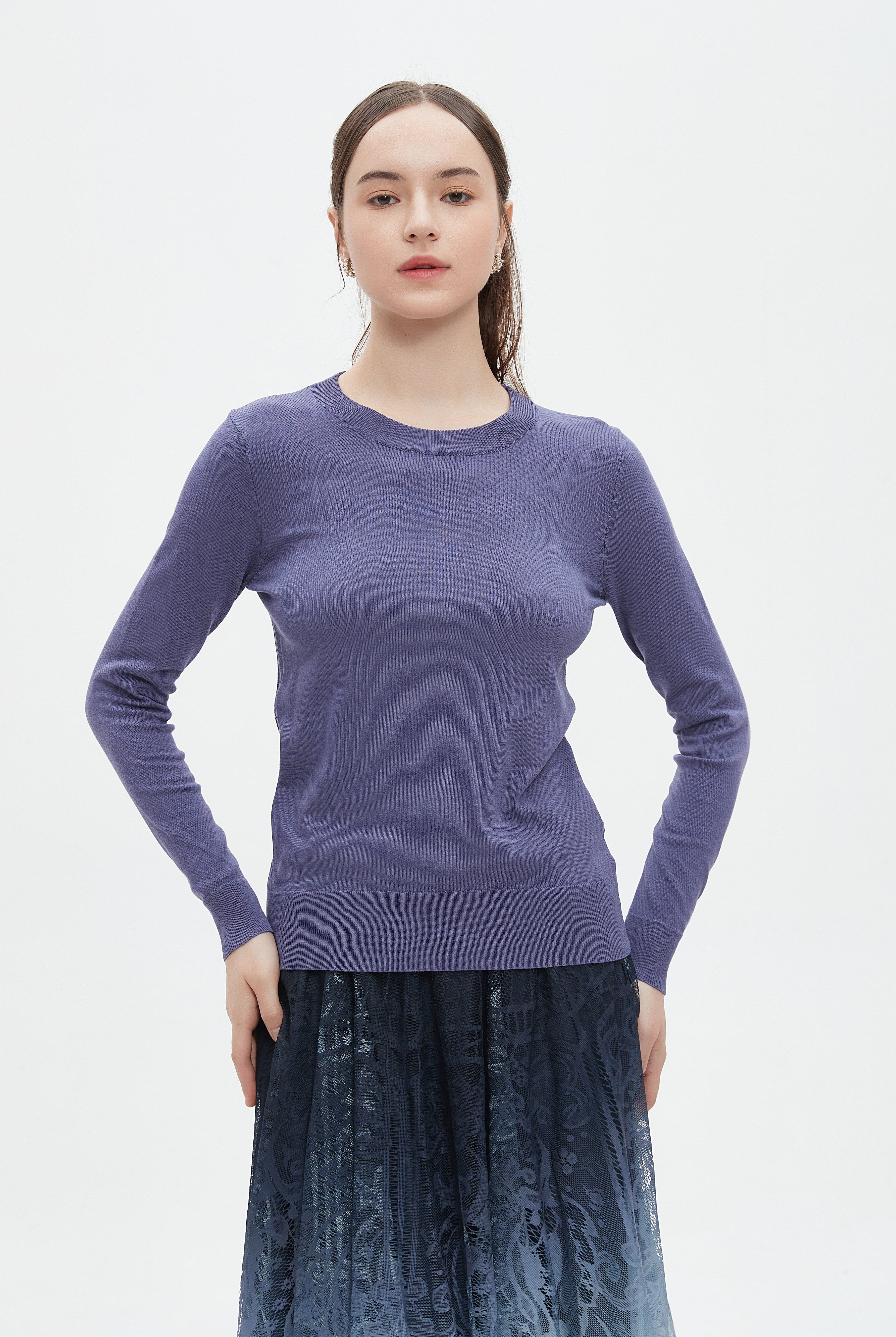 ميكا بلوزة نسائية طويلة برقبة دائرية سادة وكم طويل