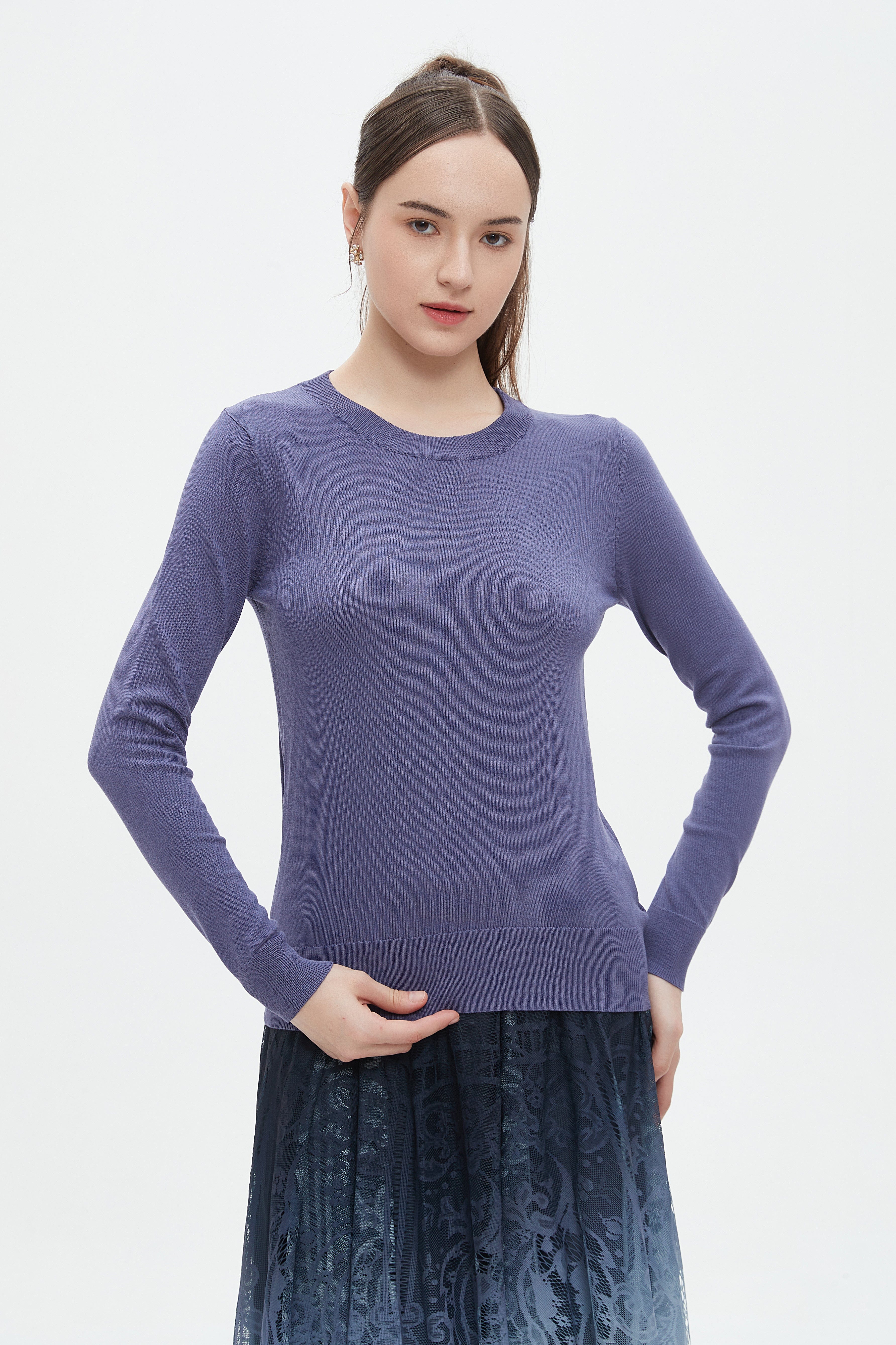 ميكا بلوزة نسائية طويلة برقبة دائرية سادة وكم طويل