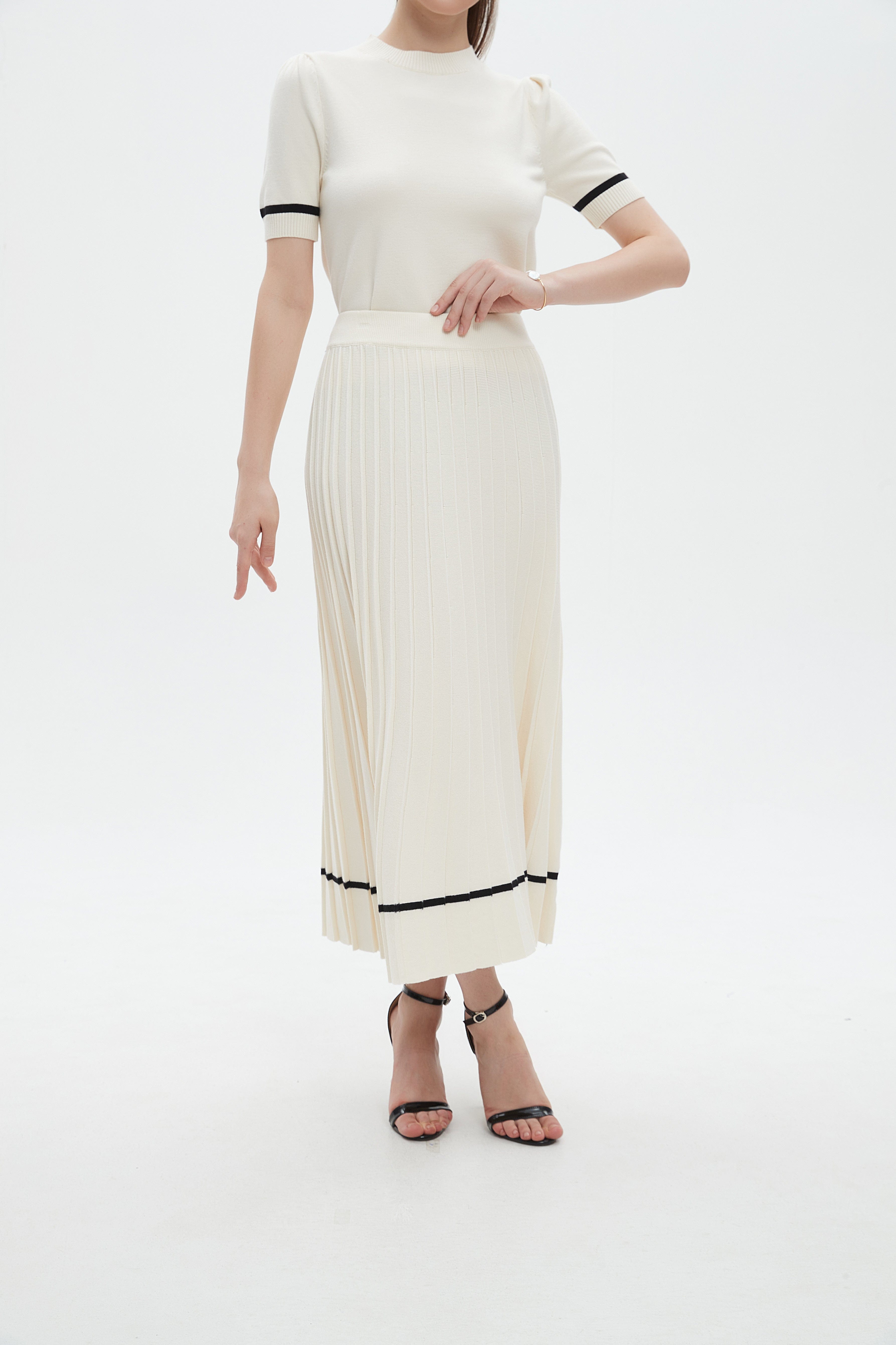 ميكا تنورة ميدي منسوجة بليسية