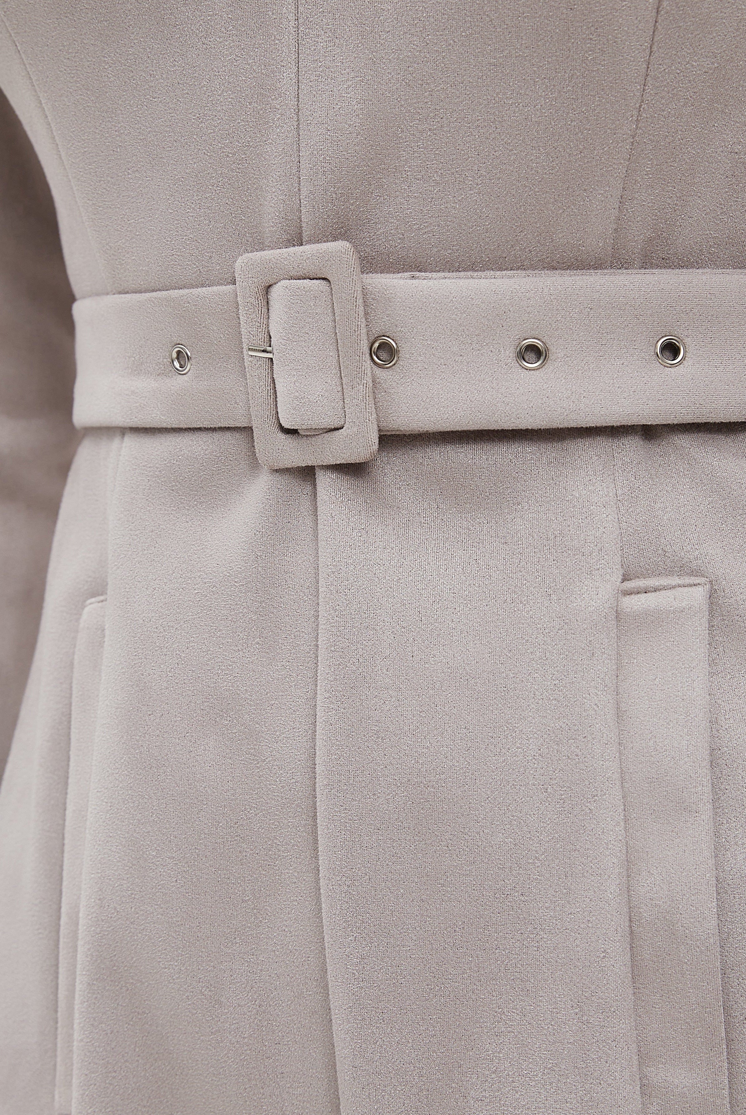 ميكا فستان نسائي ميدي برقبة دائرية وحزام على الحصر بكم طويل سادة