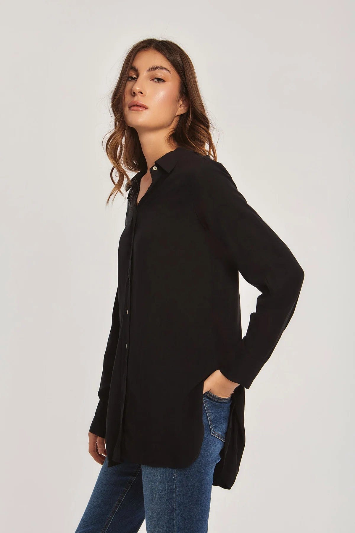 داليدرس بلوزة نسائية سادة مفتوح من الجانبين