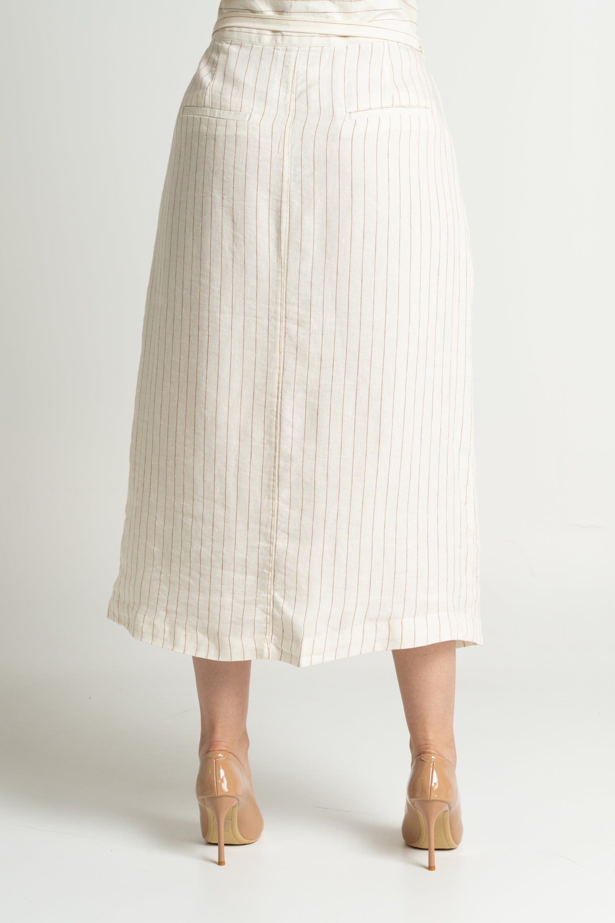 داليدرس تنورة نسائية مخططة برباط خصر حجري