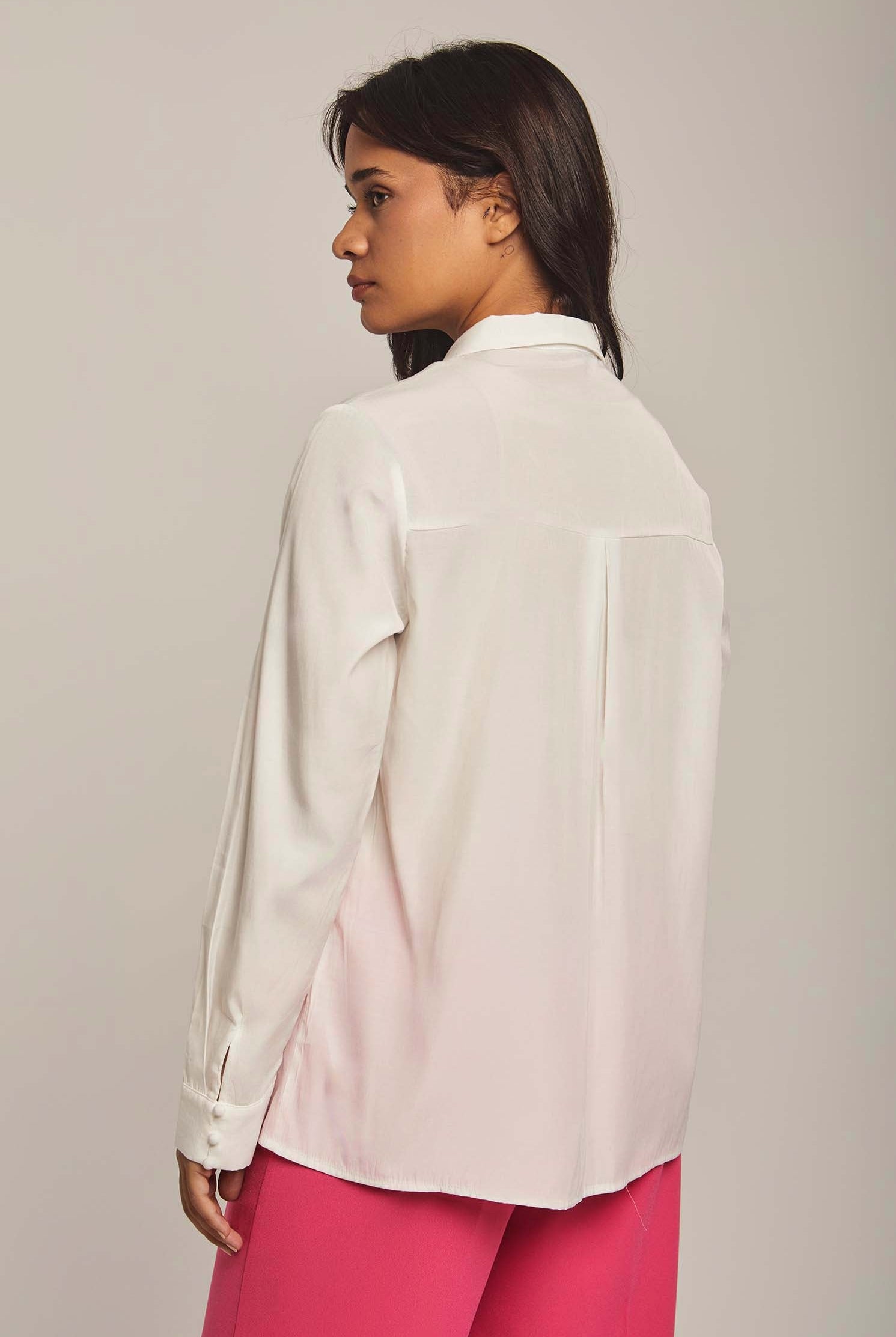 داليدرس بلوزة نسائية بكرانيش بالطول من المنتصف