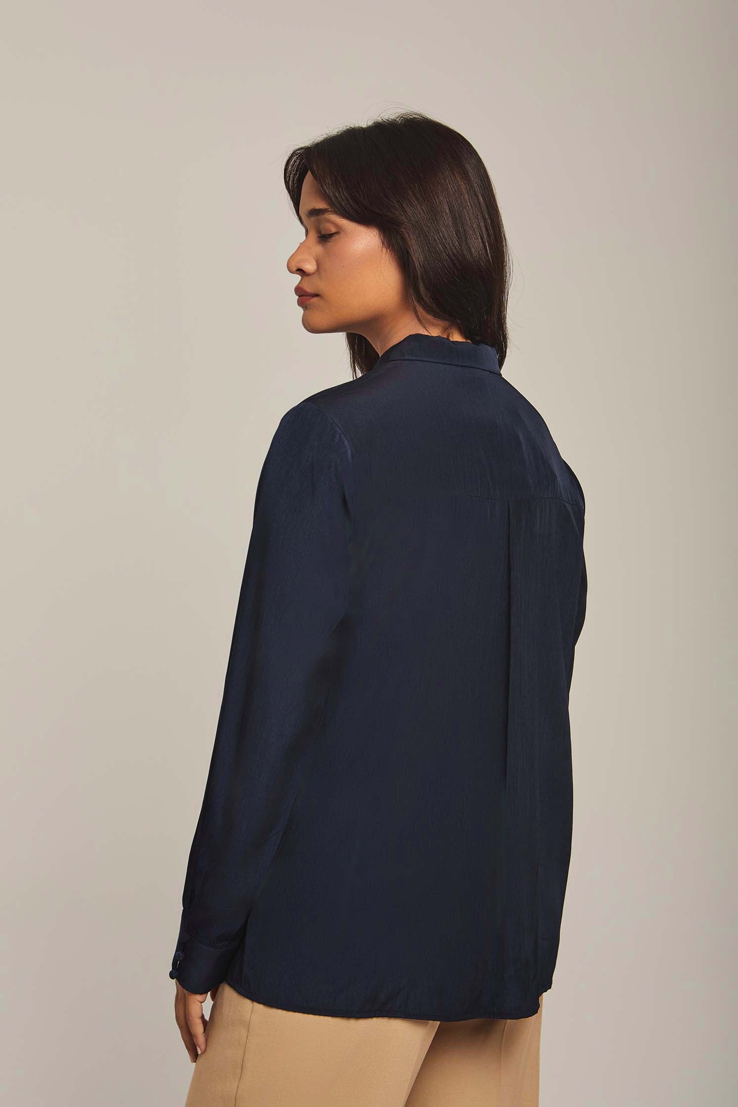 داليدرس بلوزة نسائية بكرانيش بالطول من المنتصف