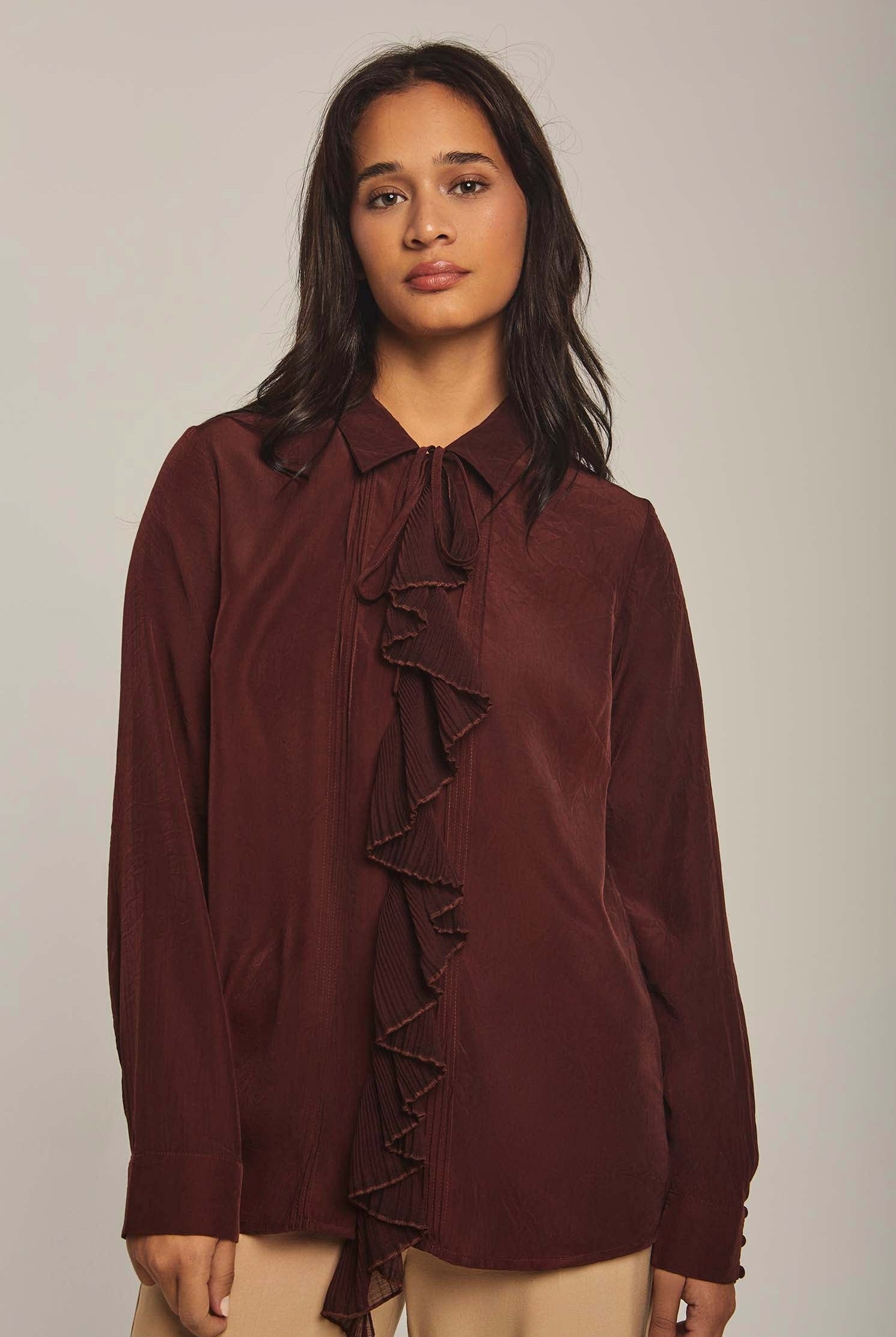 داليدرس بلوزة نسائية بكرانيش بالطول من المنتصف