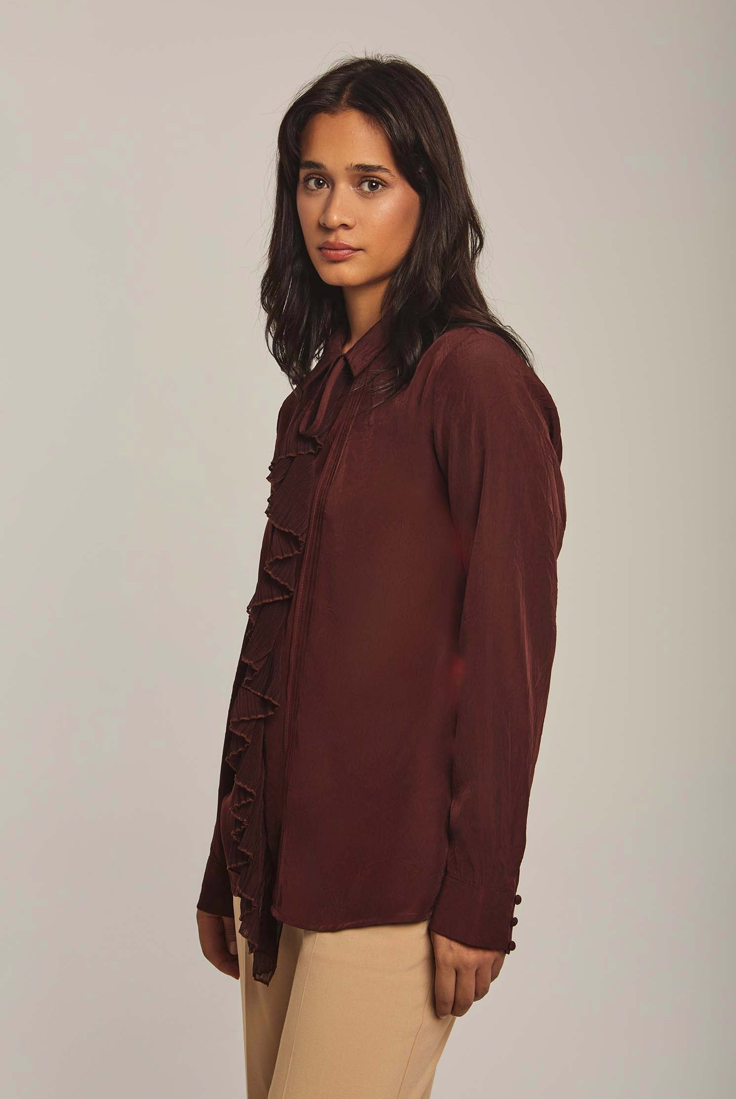 داليدرس بلوزة نسائية بكرانيش بالطول من المنتصف