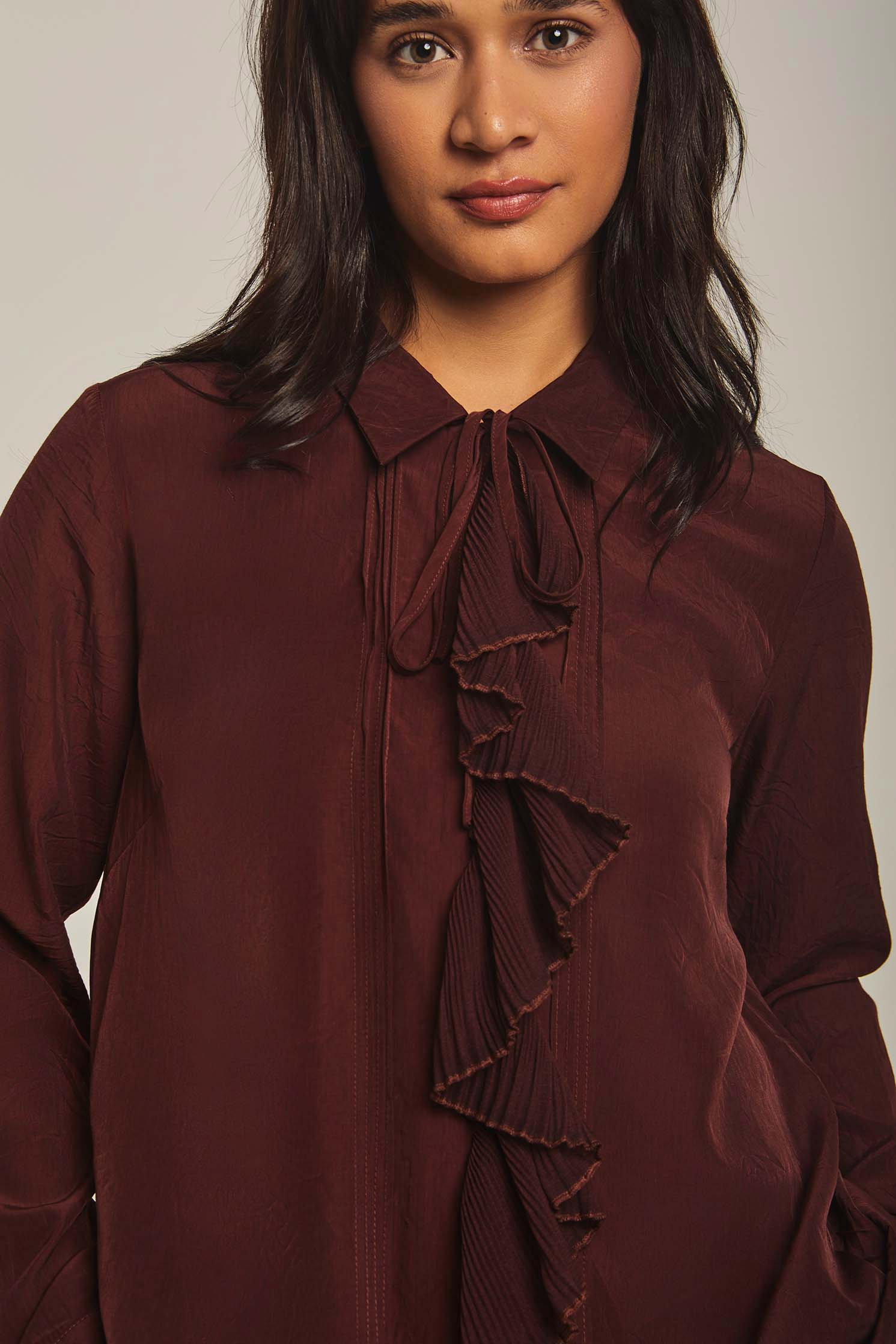 داليدرس بلوزة نسائية بكرانيش بالطول من المنتصف