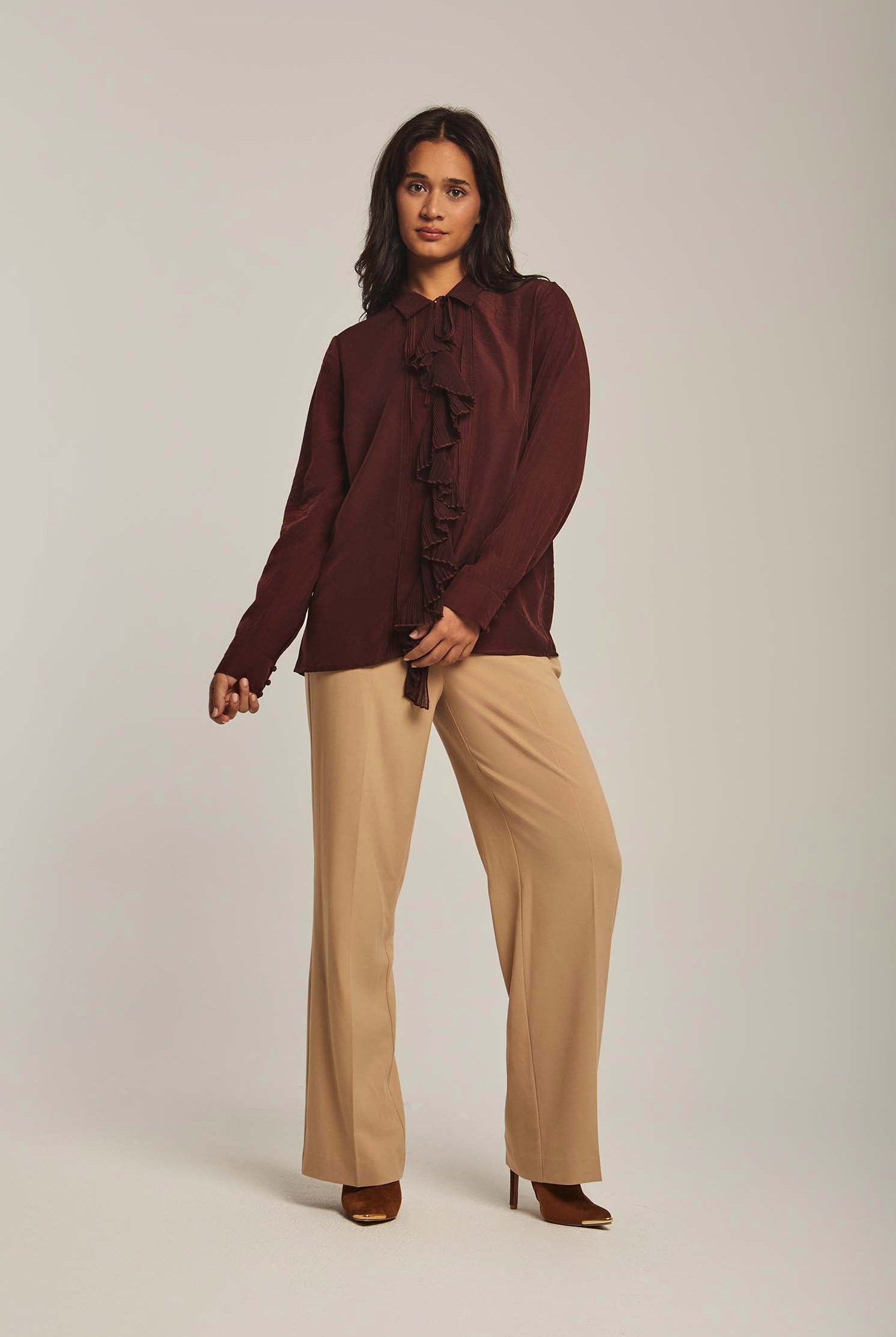 داليدرس بلوزة نسائية بكرانيش بالطول من المنتصف