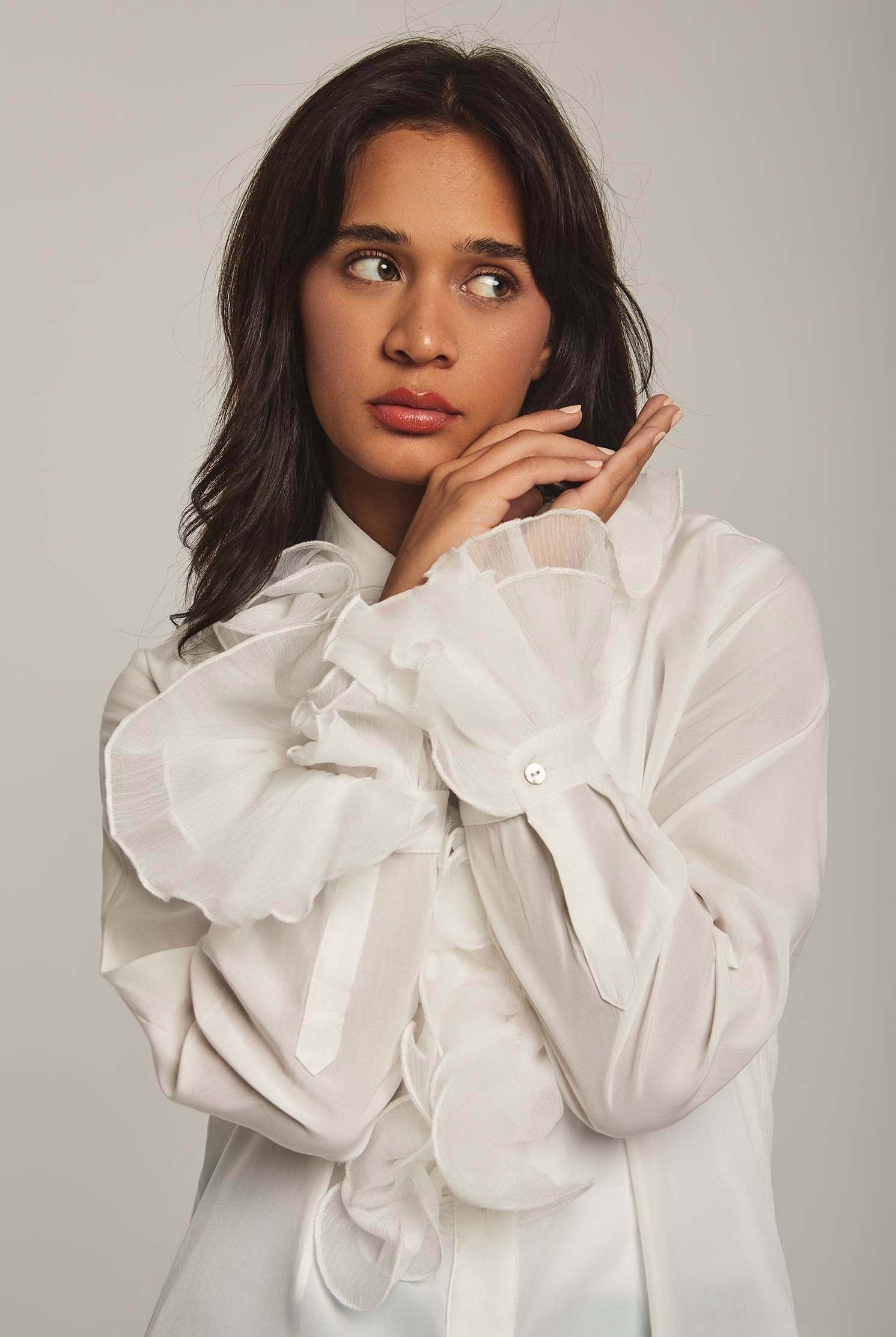 داليدرس بلوزة نسائية بكرانيش في المنتصف