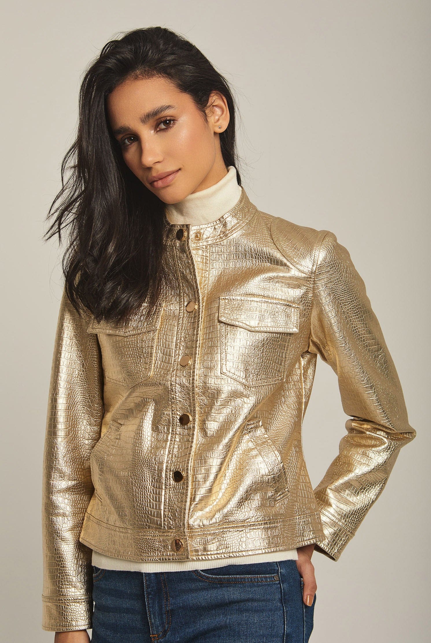 داليدرس جاكت نسائي قصير ذهبي نقشة جلد ثعبان ذهب