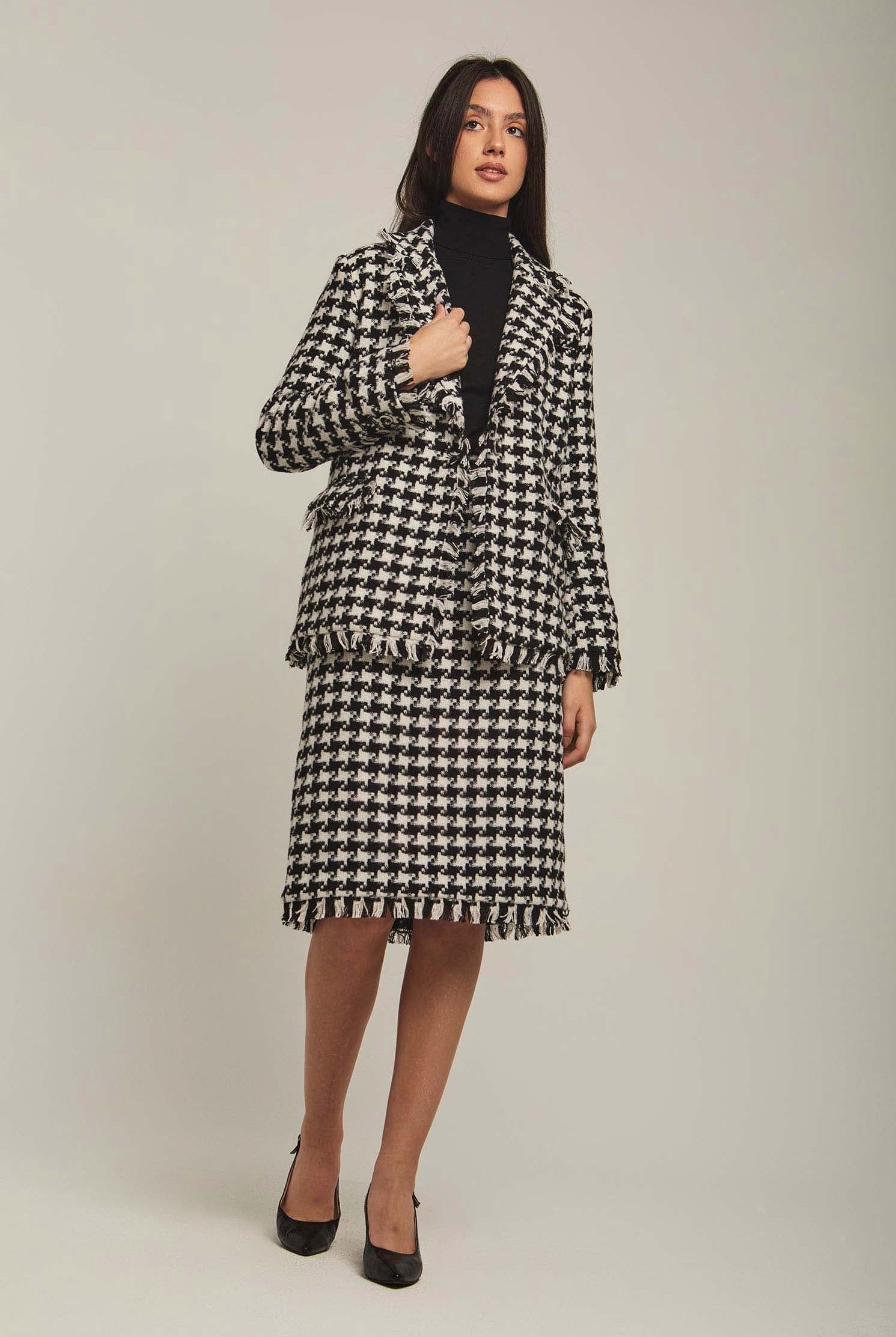 داليدرس كارديجان نسائي كاروه قصير بشراشيب بني غامق