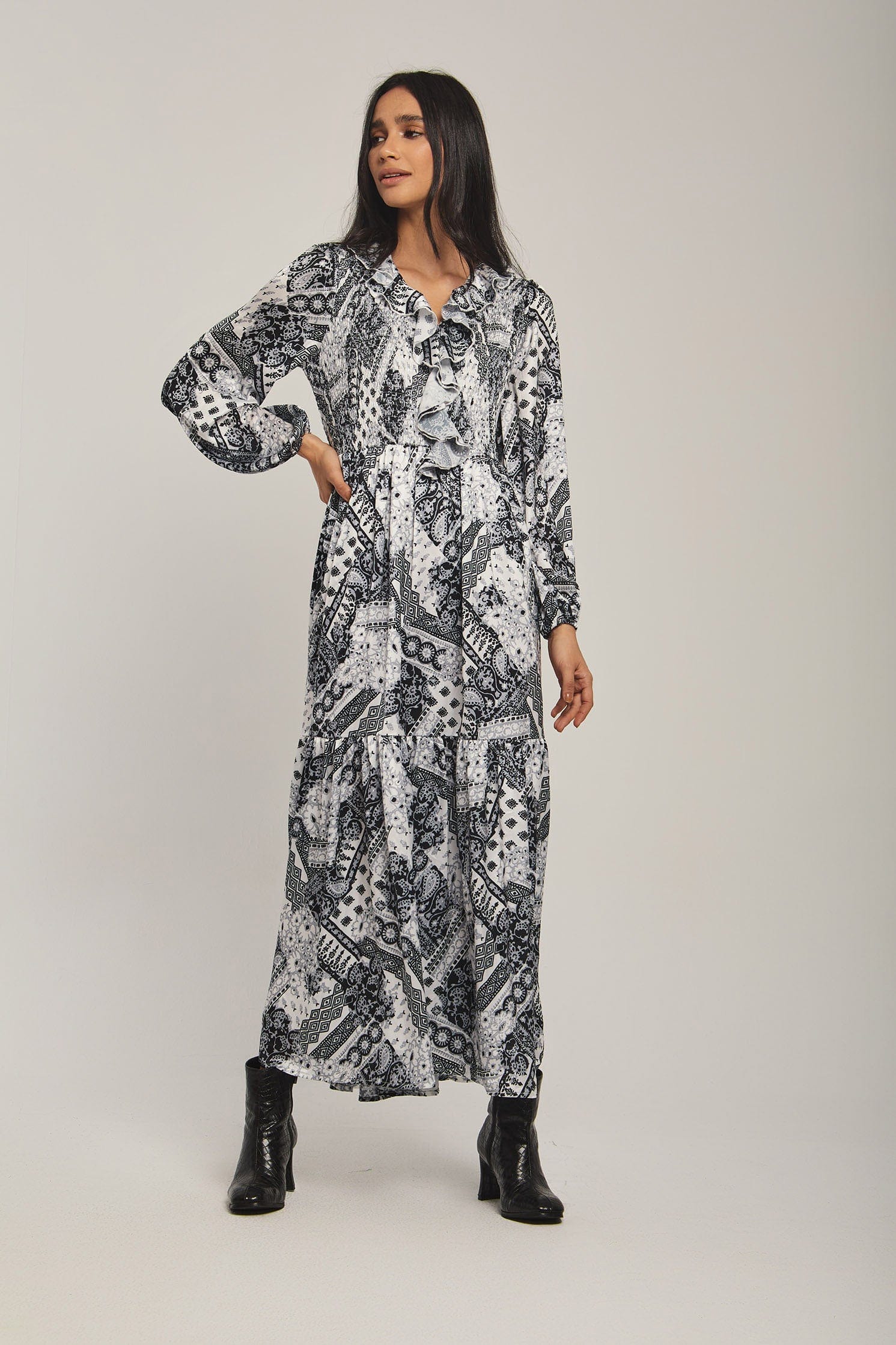 داليدرس فستان نسائي مشجر بكرانيش عالصدر أسود