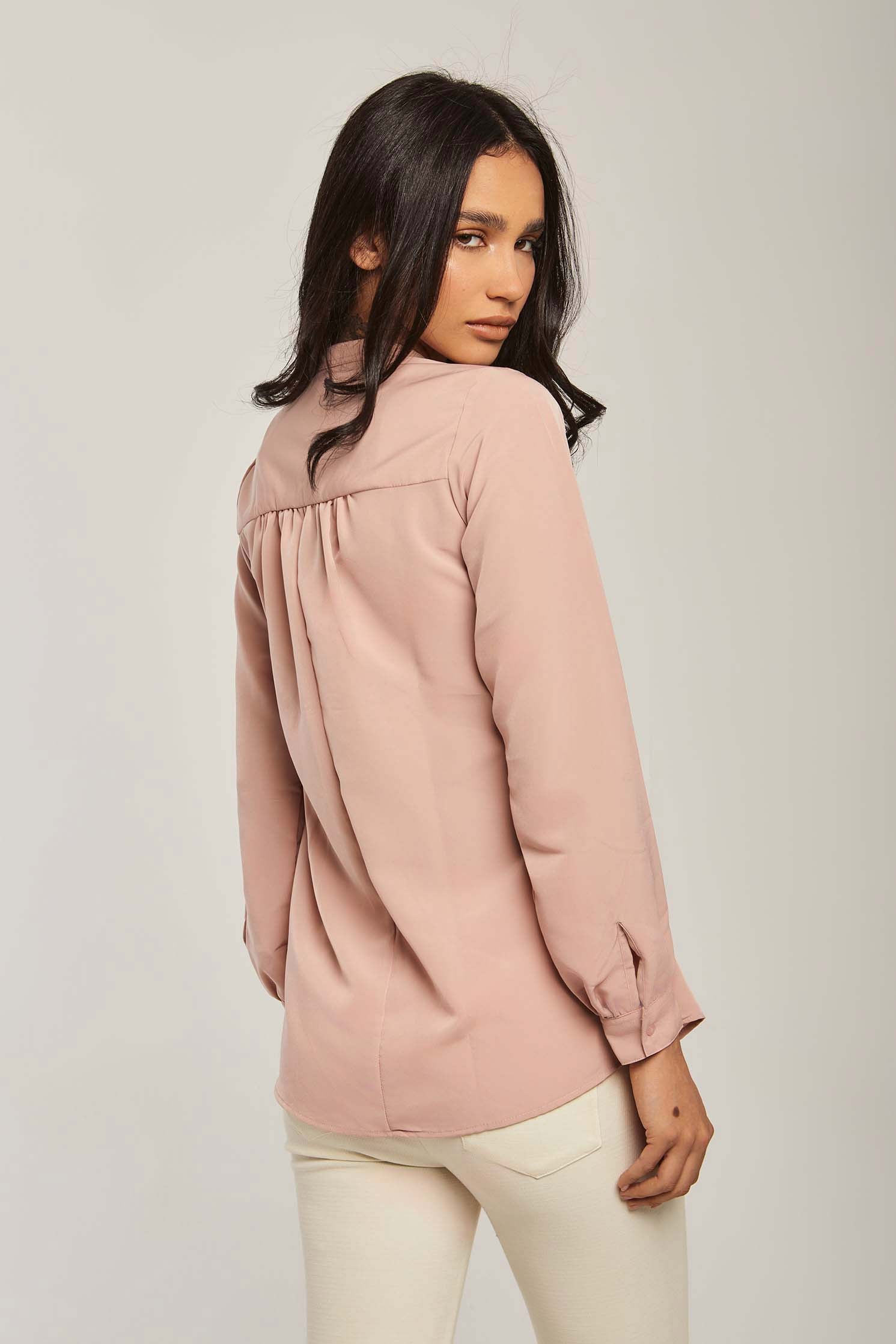 داليدرس قميص نسائي باازرار سادة وردي