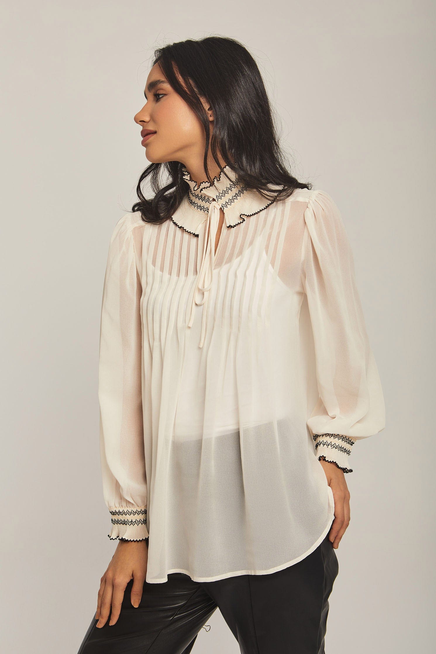 داليدرس بلوزة نسائي شيفون بكرانيش أبيض