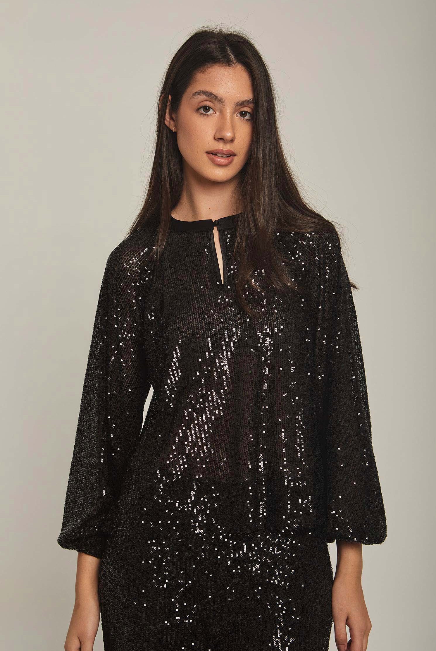 داليدرس بلوزة نسائية بترتر سهرة لميع أسود