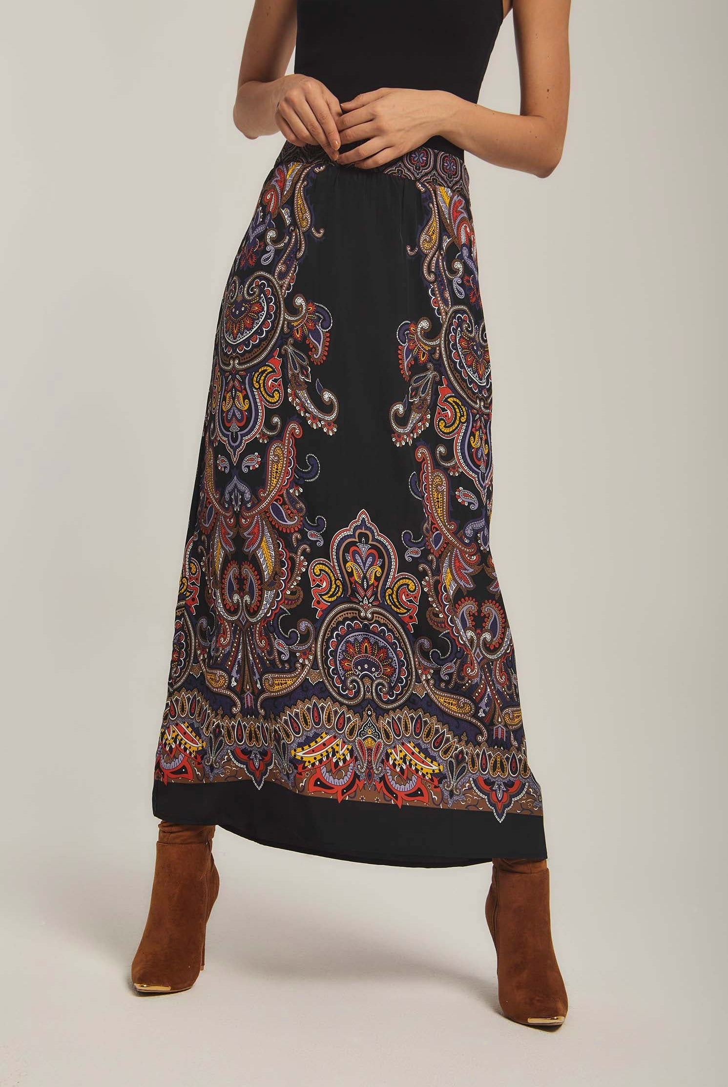 داليدرس تنورة نسائية ميدي مطرزة متعدد الألوان