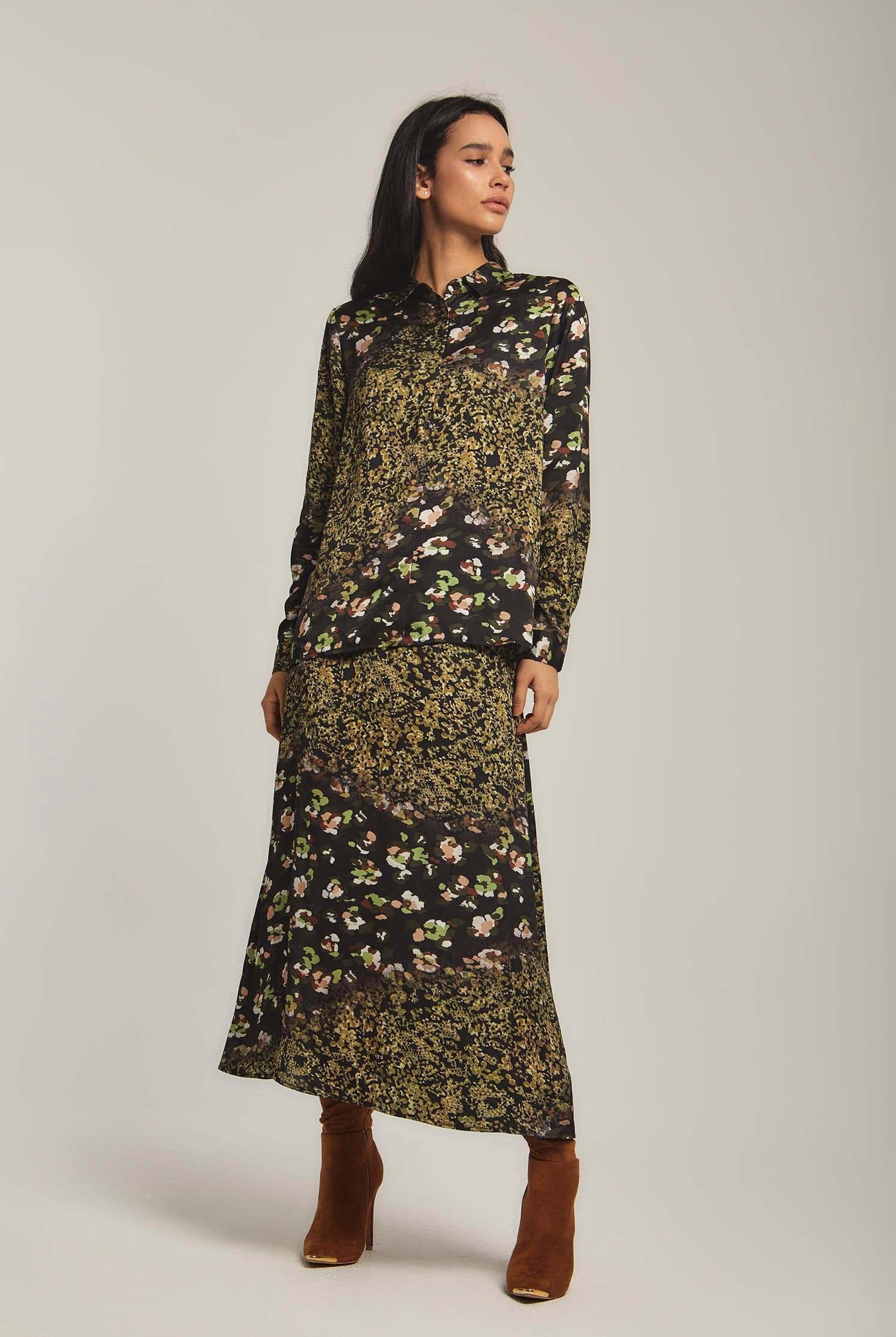 داليدرس تنورة نسائية ميدي مشجرة متعدد الألوان