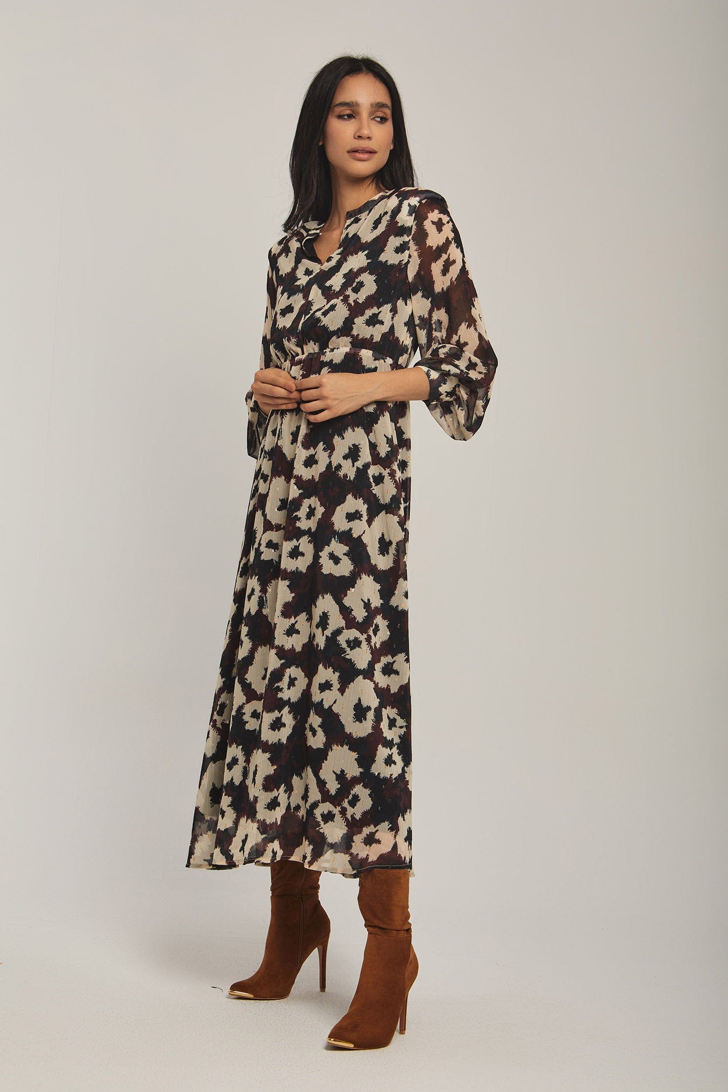 داليدرس فستان نسائي محدد من منطقة الصدر مطبوعة