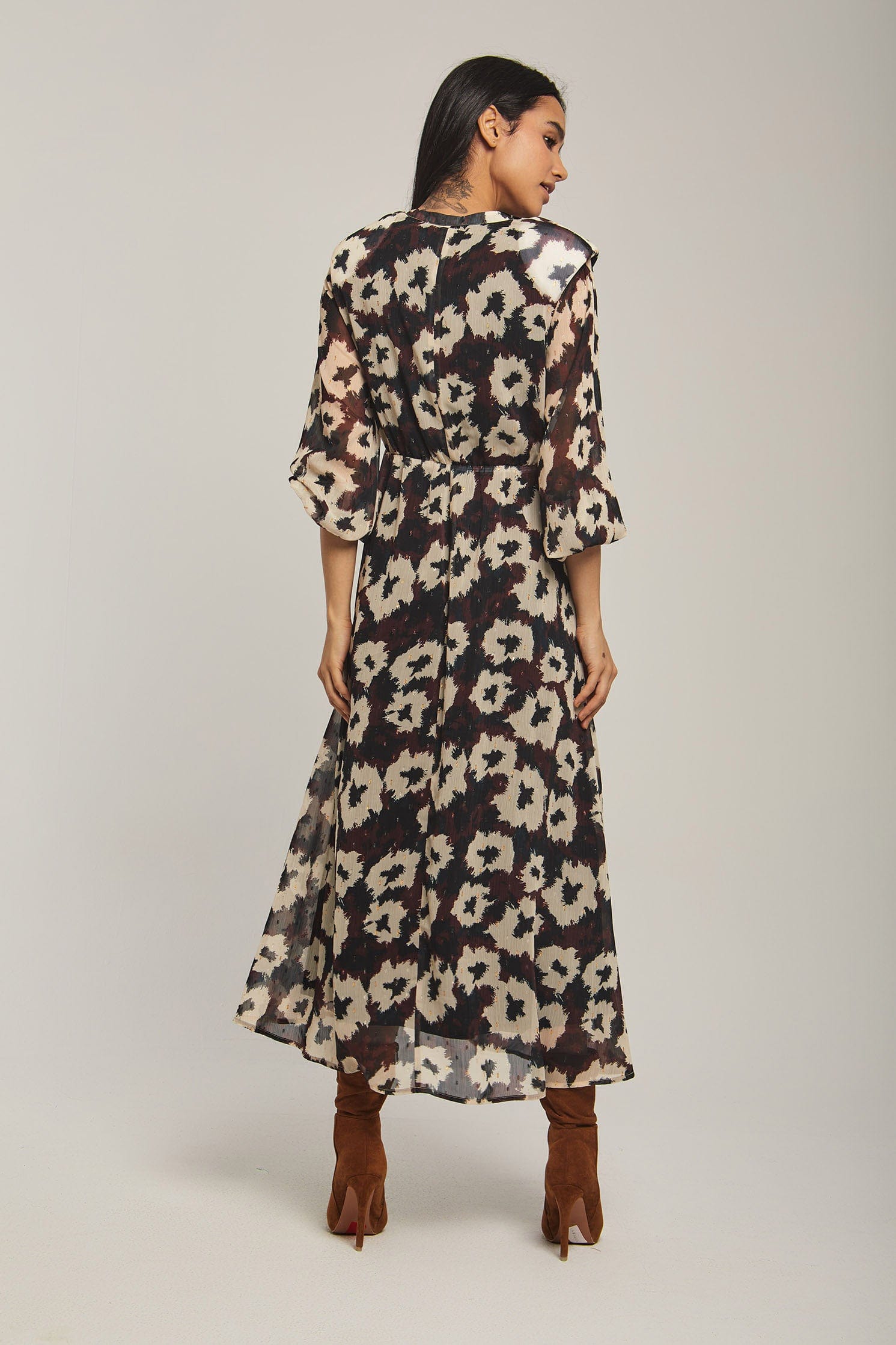 داليدرس فستان نسائي محدد من منطقة الصدر مطبوعة