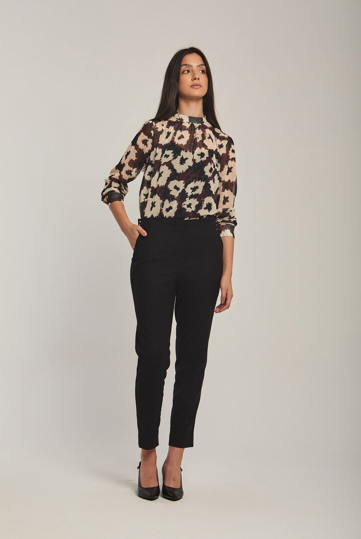 داليدرس بنطال نسائي رمي سادة بأزرار على الجانبين أسود