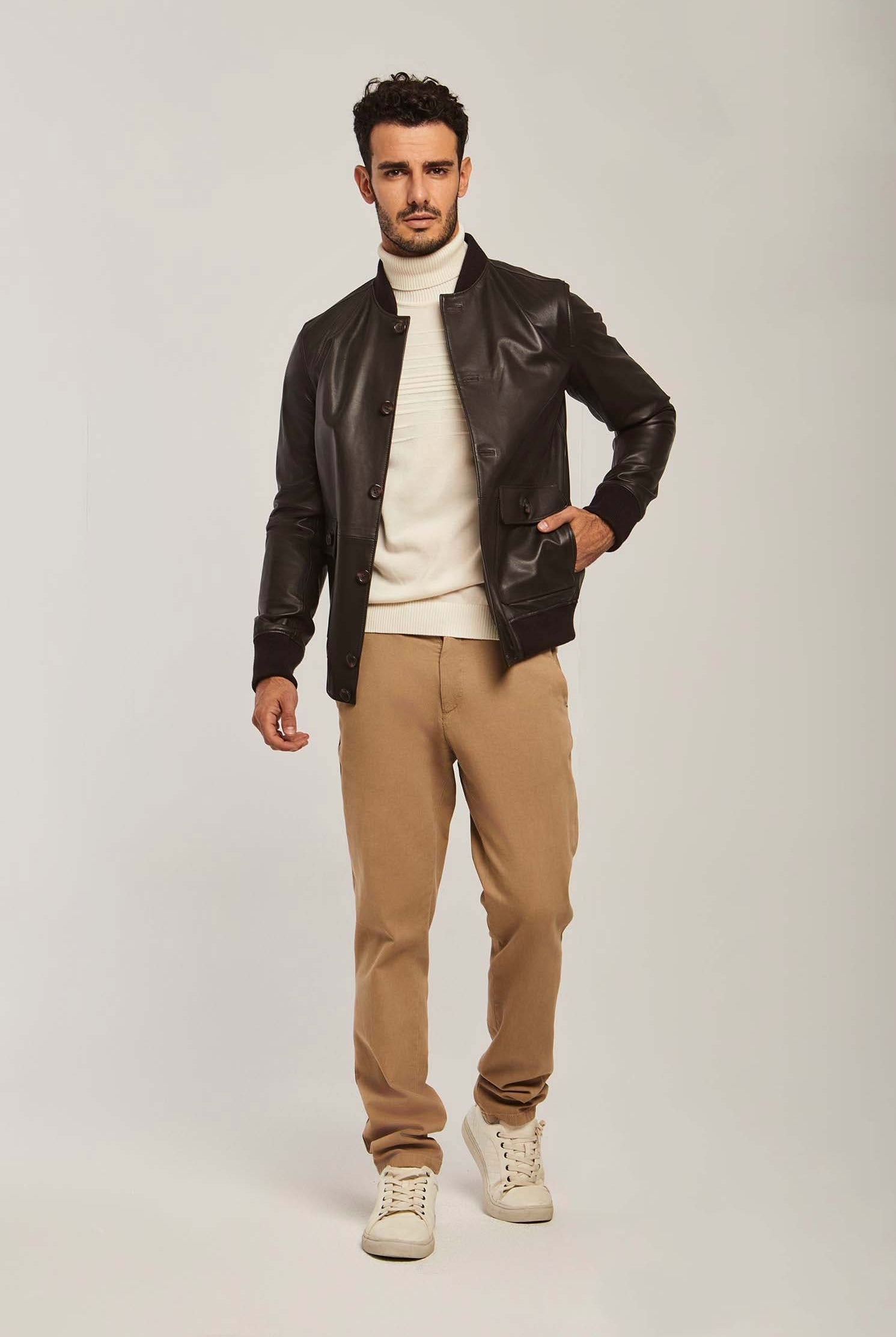 داليدرس جاكيت جلد رجالي ازرار وجيوب فوج