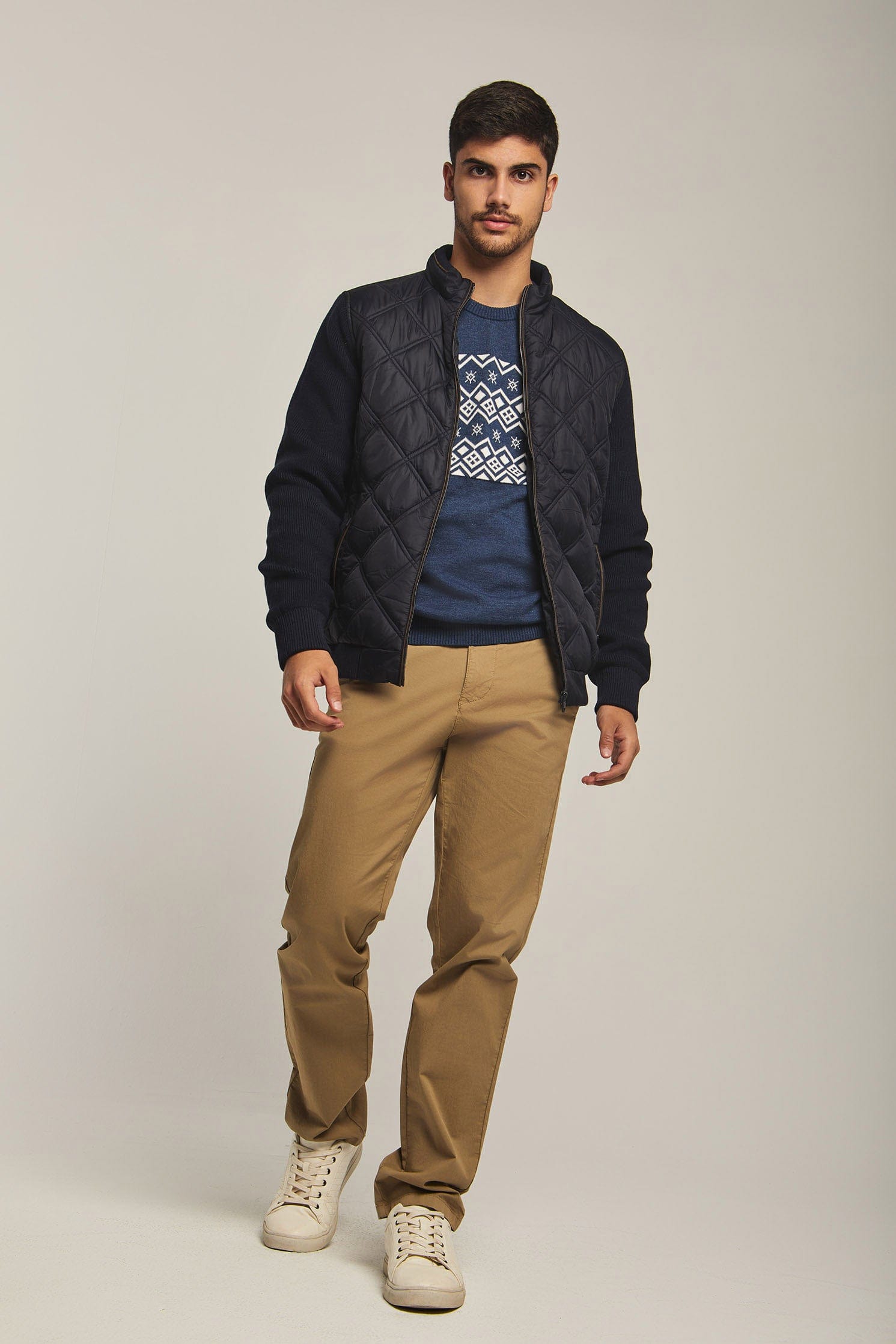 داليدرس جاكت رجالي بسوسته واكمام قماش أزرق كحلي غامق