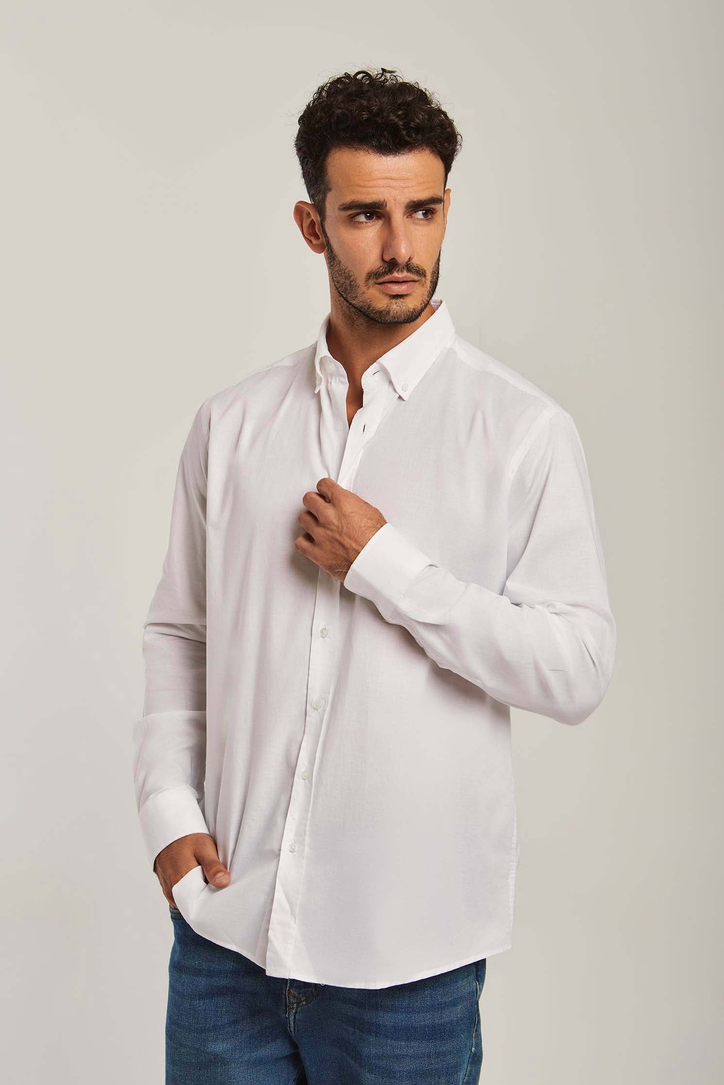 داليدرس قميص رجالي سادة ابيض