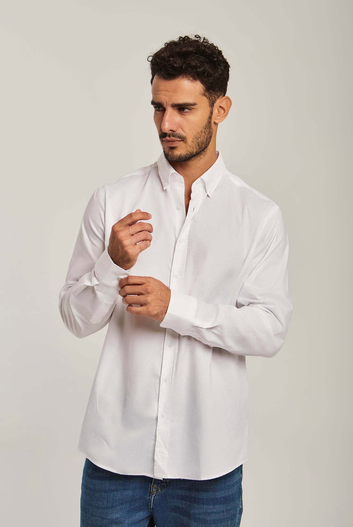 داليدرس قميص رجالي سادة ابيض