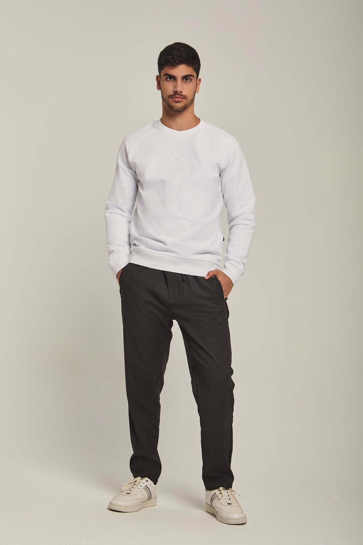 داليدرس سويتشرت رجالي برسمة هيلب عالصدر أوف وايت