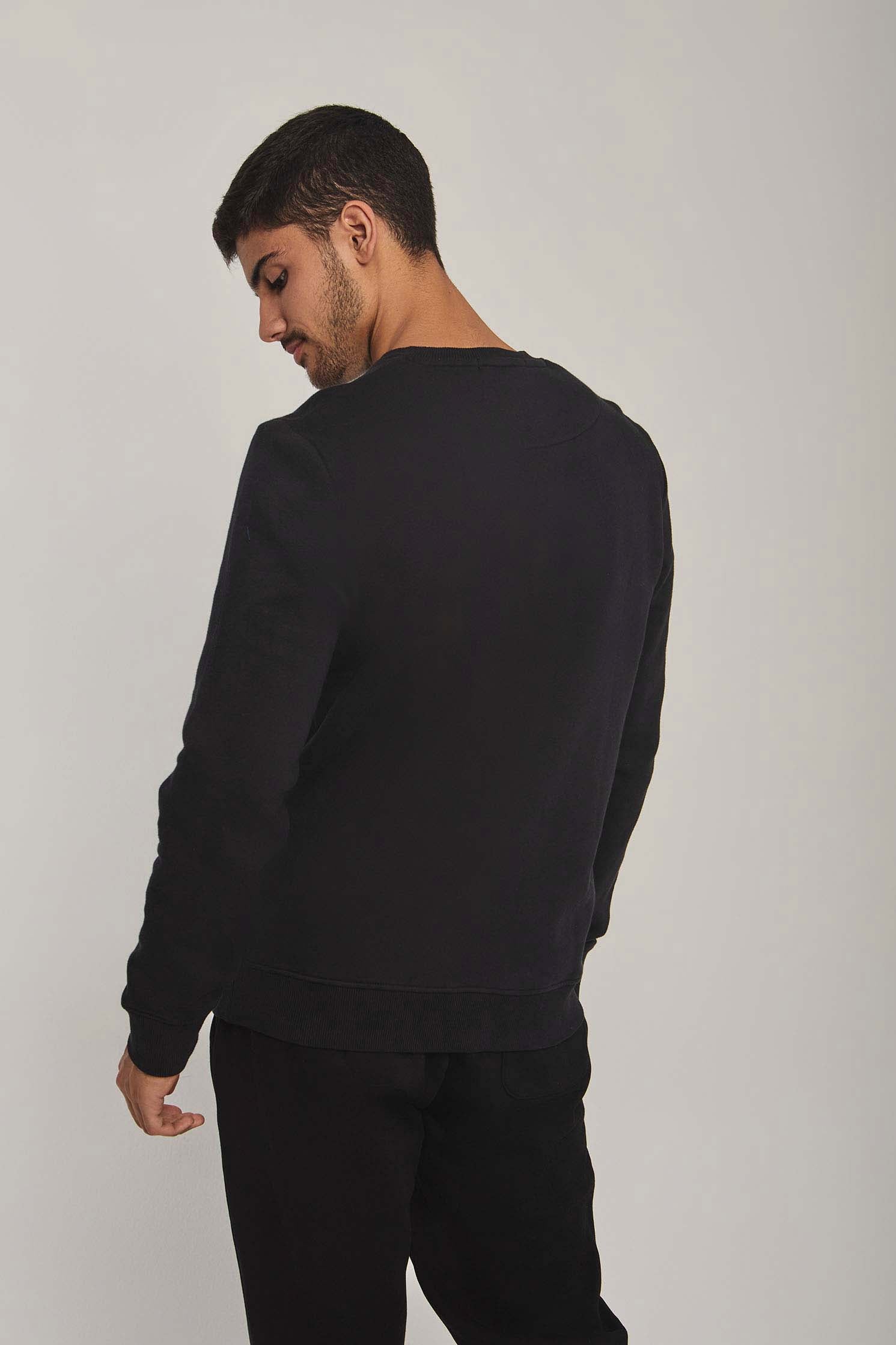 داليدرس سويت شيرت رجالي برسمة باندا أسود