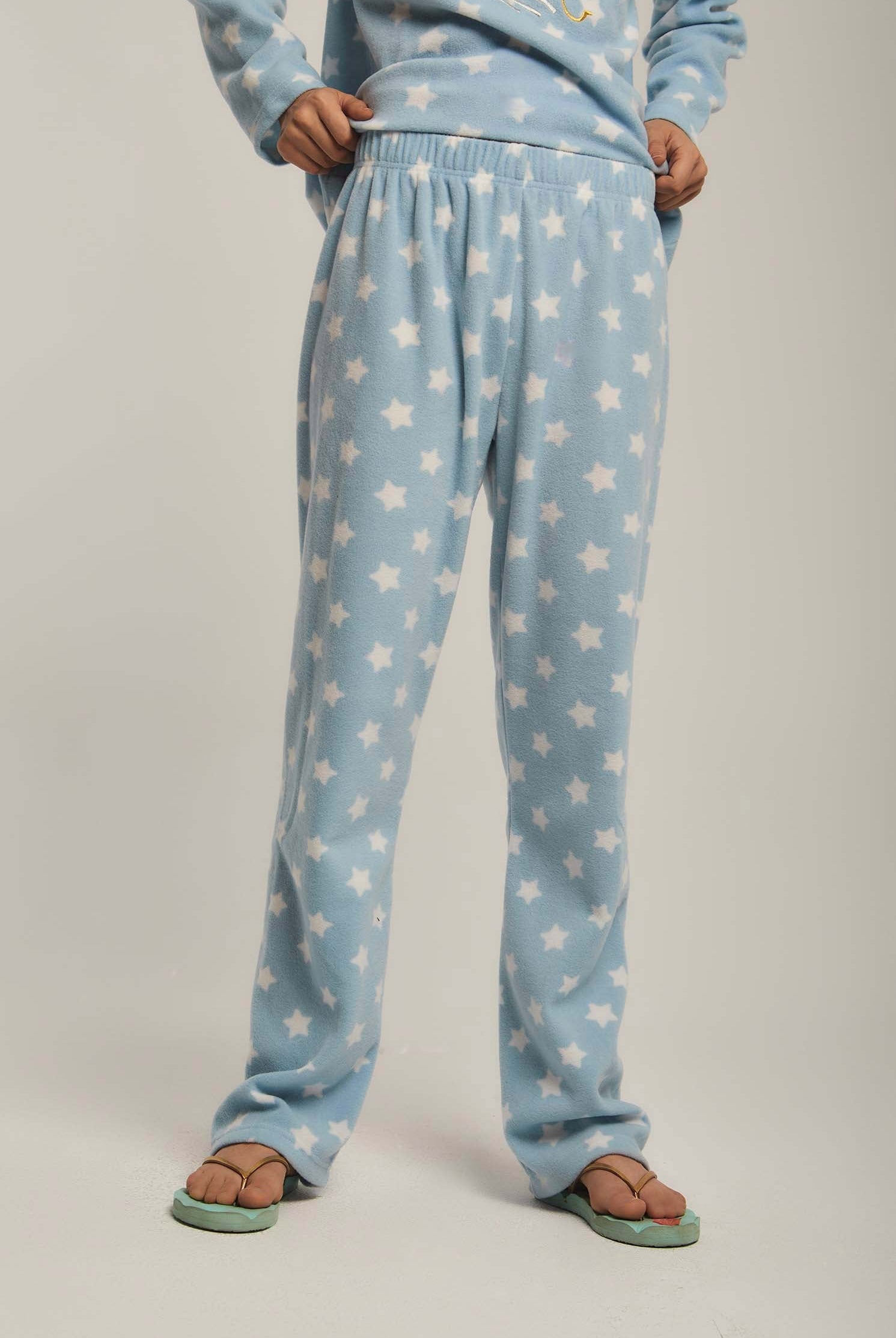 داليدرس بيجامة نسائية بنمط نجوم أزرق فاتح