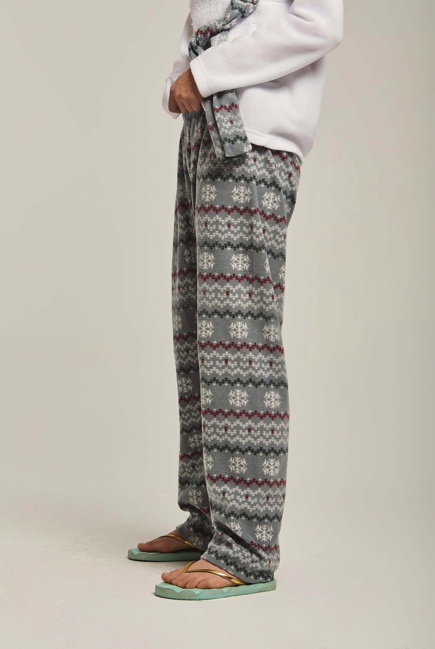 داليدرس بيجامة نسائية بتطريز حيوان أخضر غامق