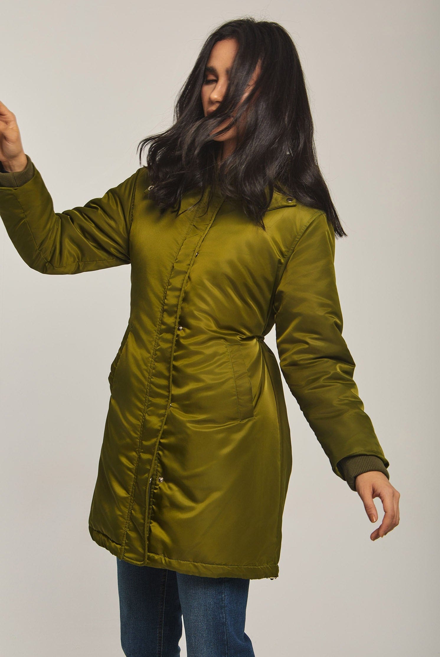 داليدرس جاكيت نسائي طويل بمب كم طويل أخضر