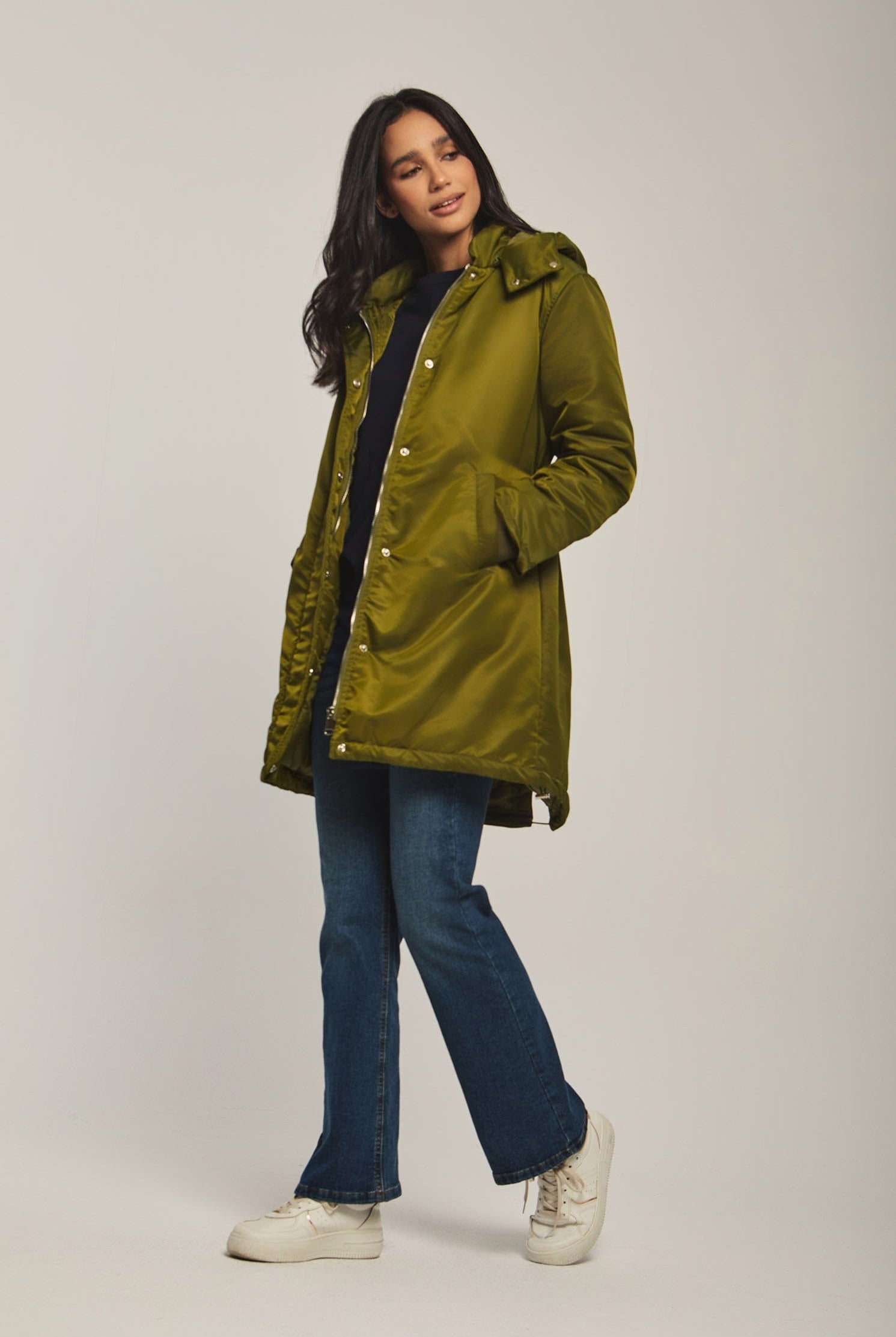 داليدرس جاكيت نسائي طويل بمب كم طويل أخضر