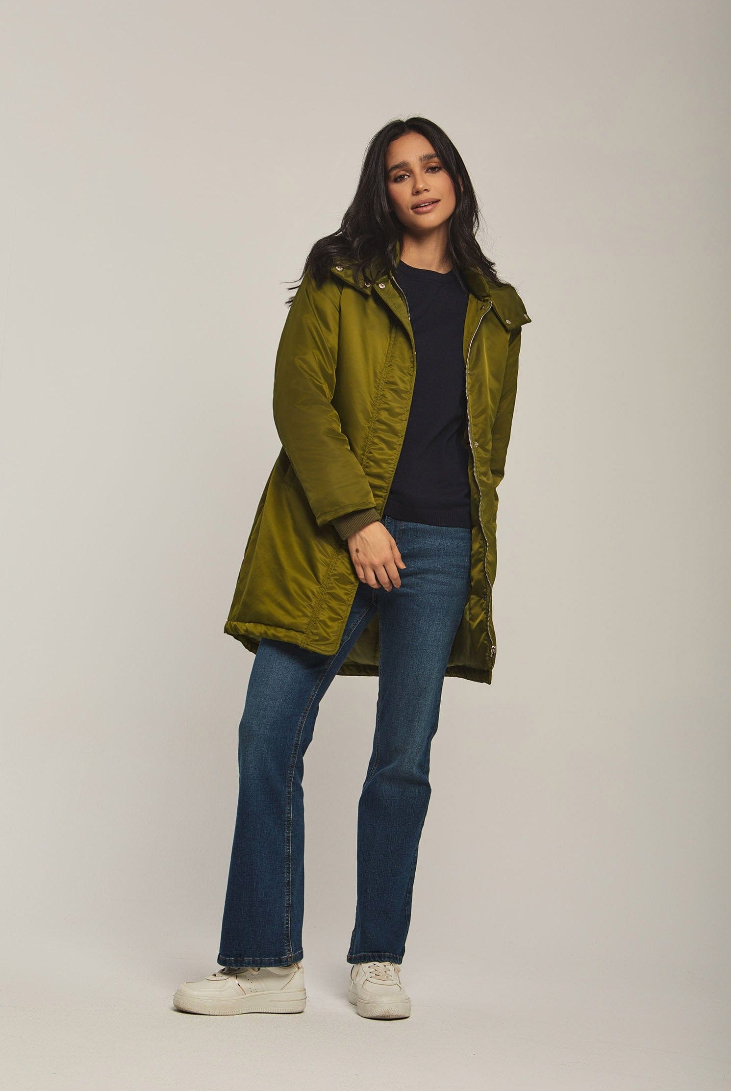 داليدرس جاكيت نسائي طويل بمب كم طويل أخضر