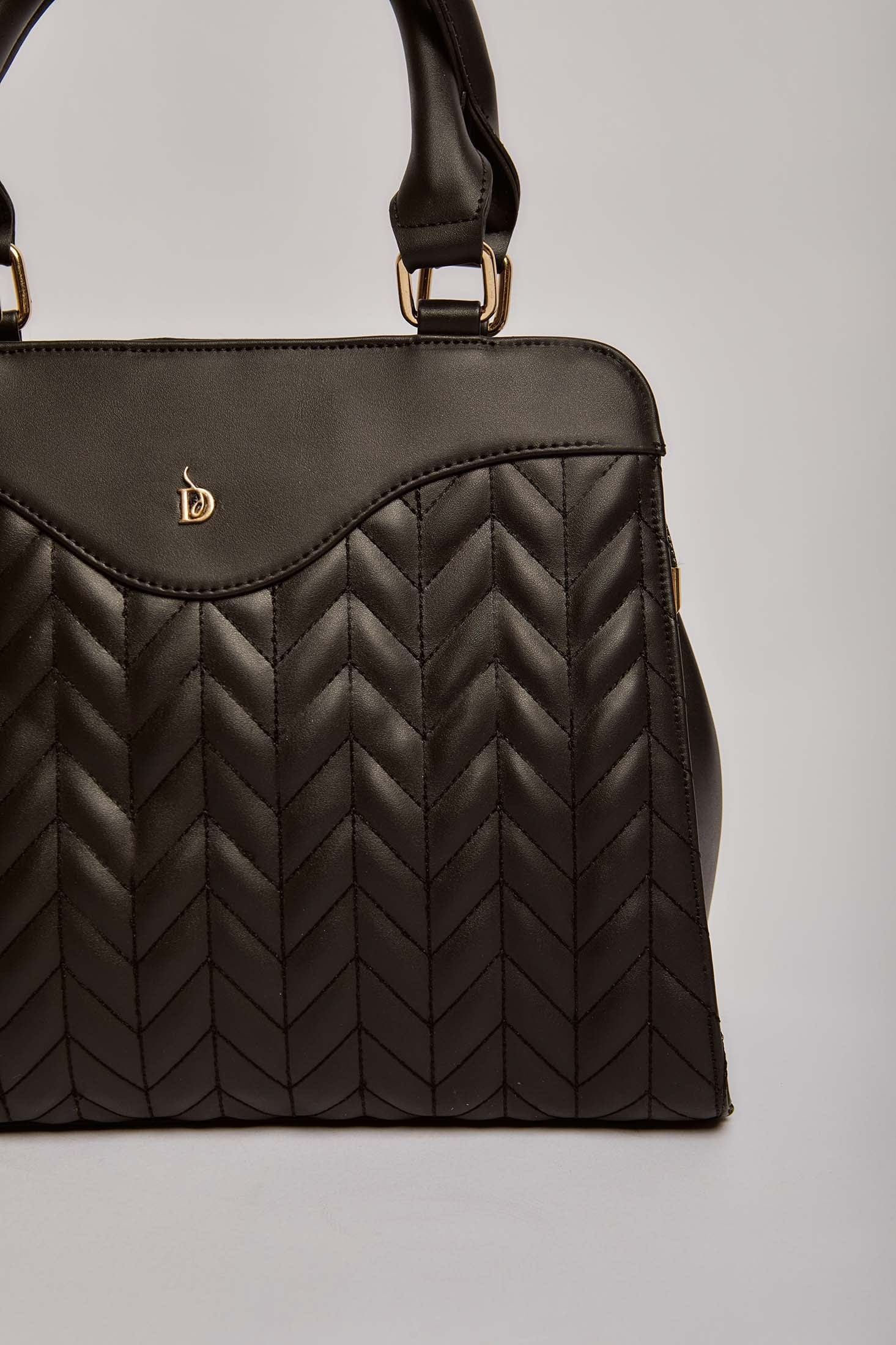 داليدرس شنطة جلد نسائي مطرزة أسود