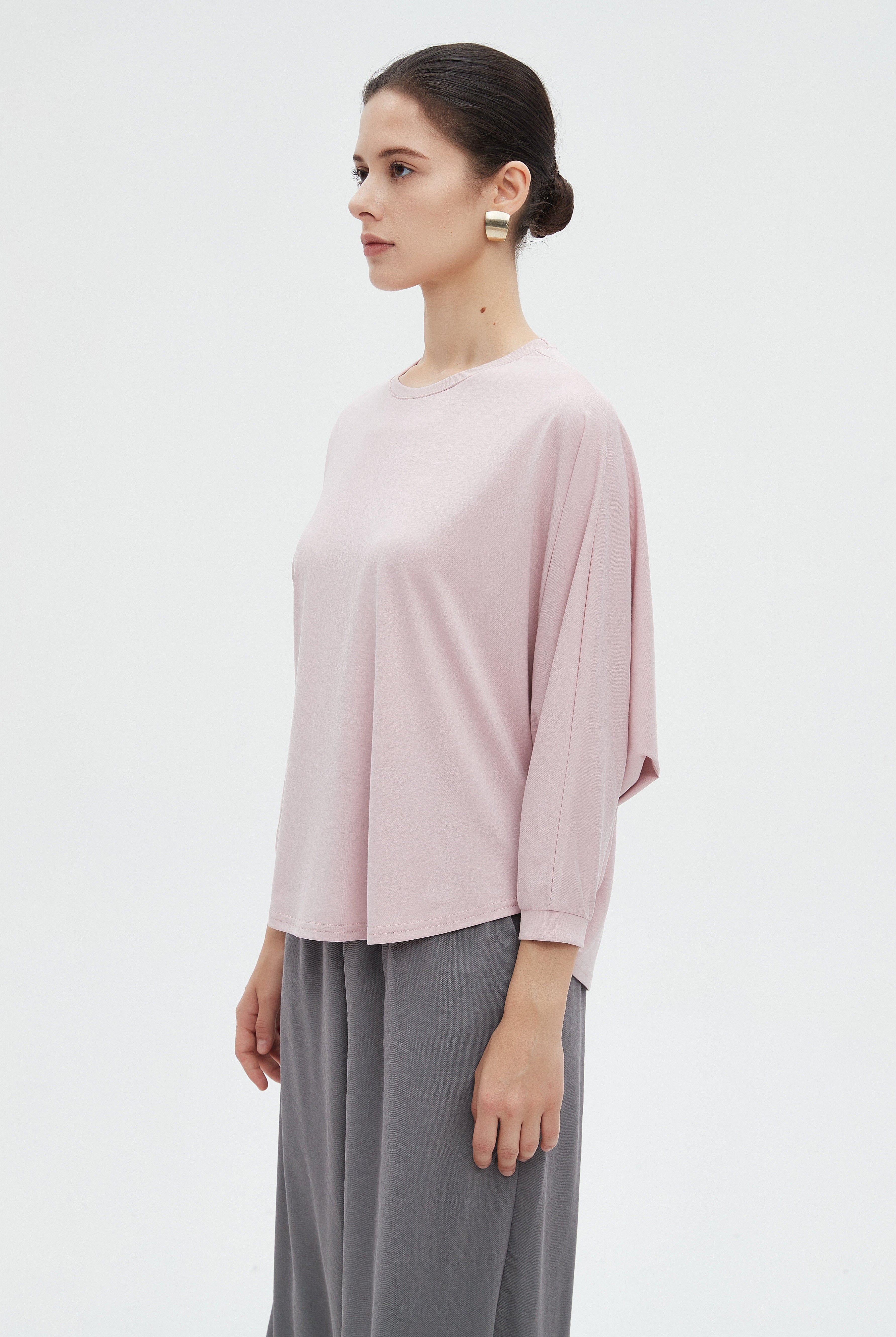 ميكا بلوزة طويلة نسائية بياقة وكم طويل وأزرار أمامية