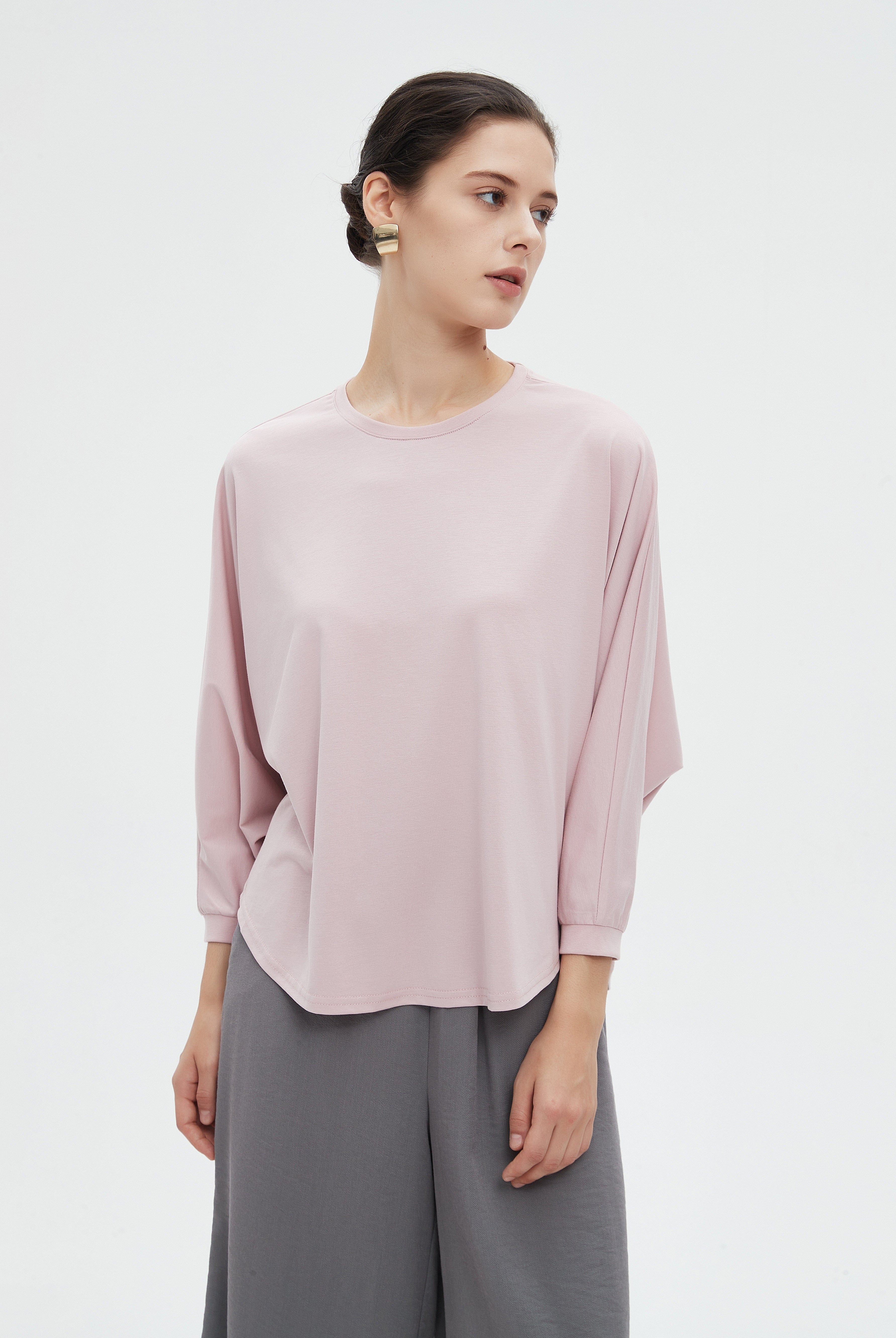 ميكا بلوزة طويلة نسائية بياقة وكم طويل وأزرار أمامية