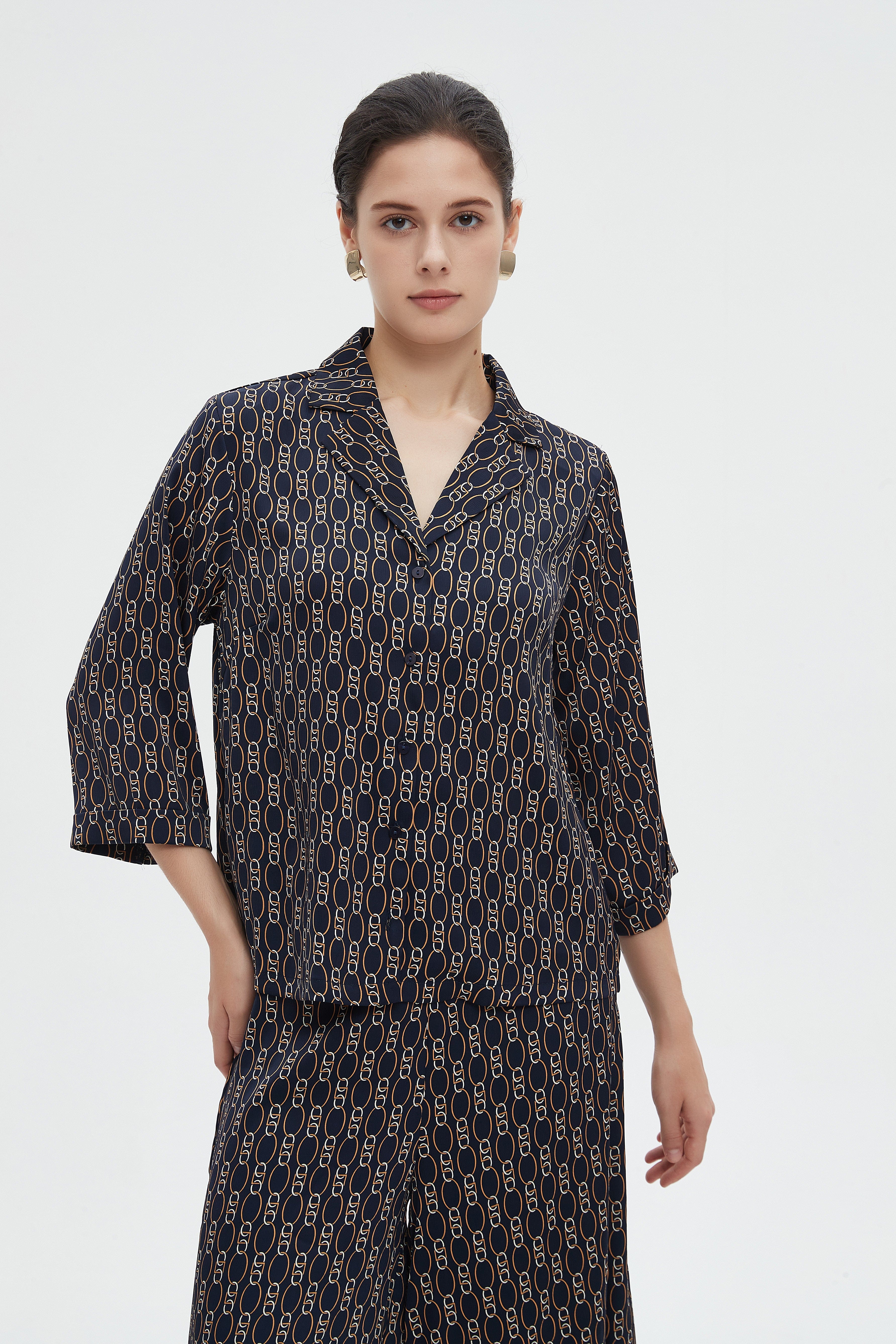 ميكا بلوزة نسائية 3/4 كم مشجرة بياقة