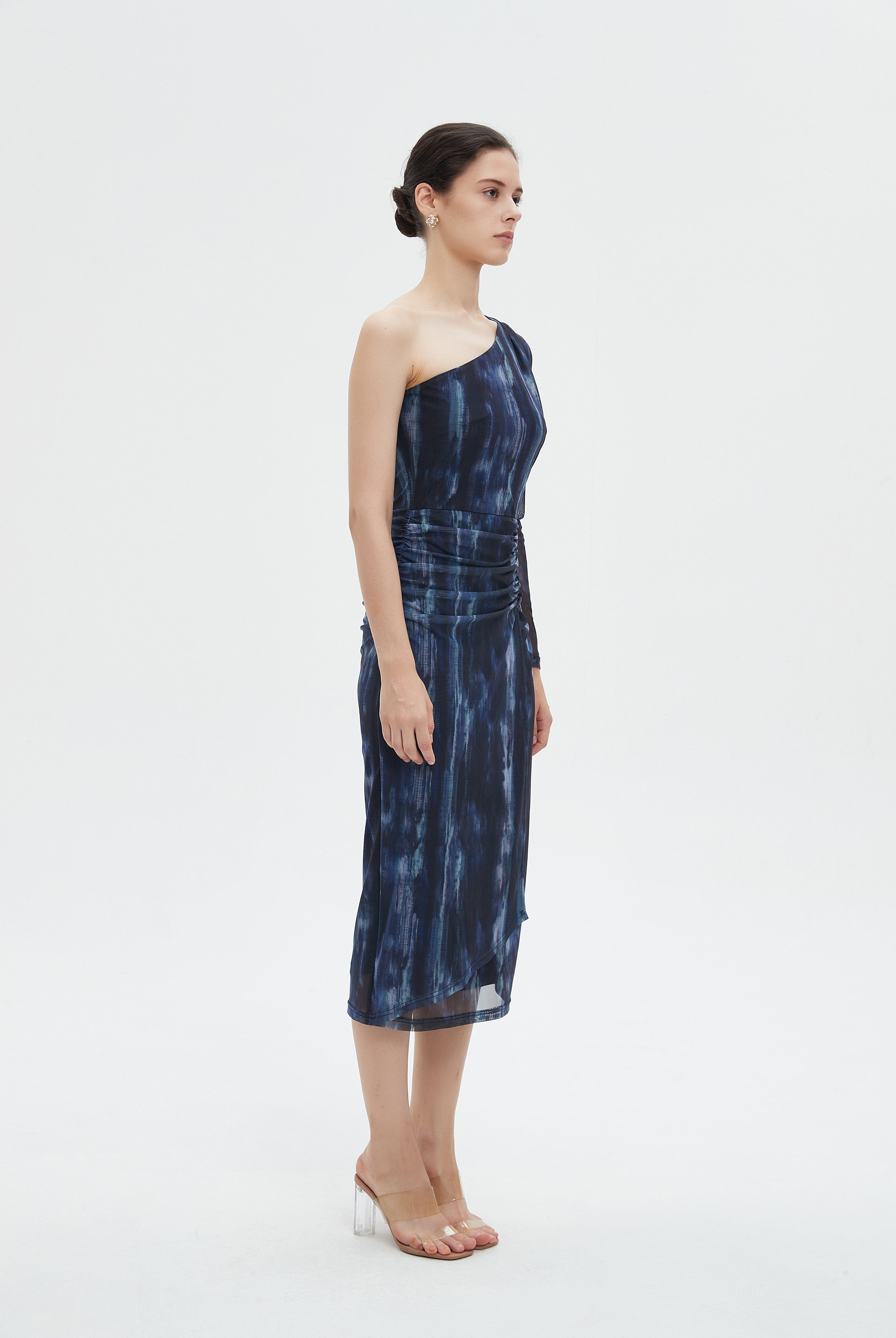 ميكا فستان نسائي ميدي بكم واحد طويل وكشكش على الخصر