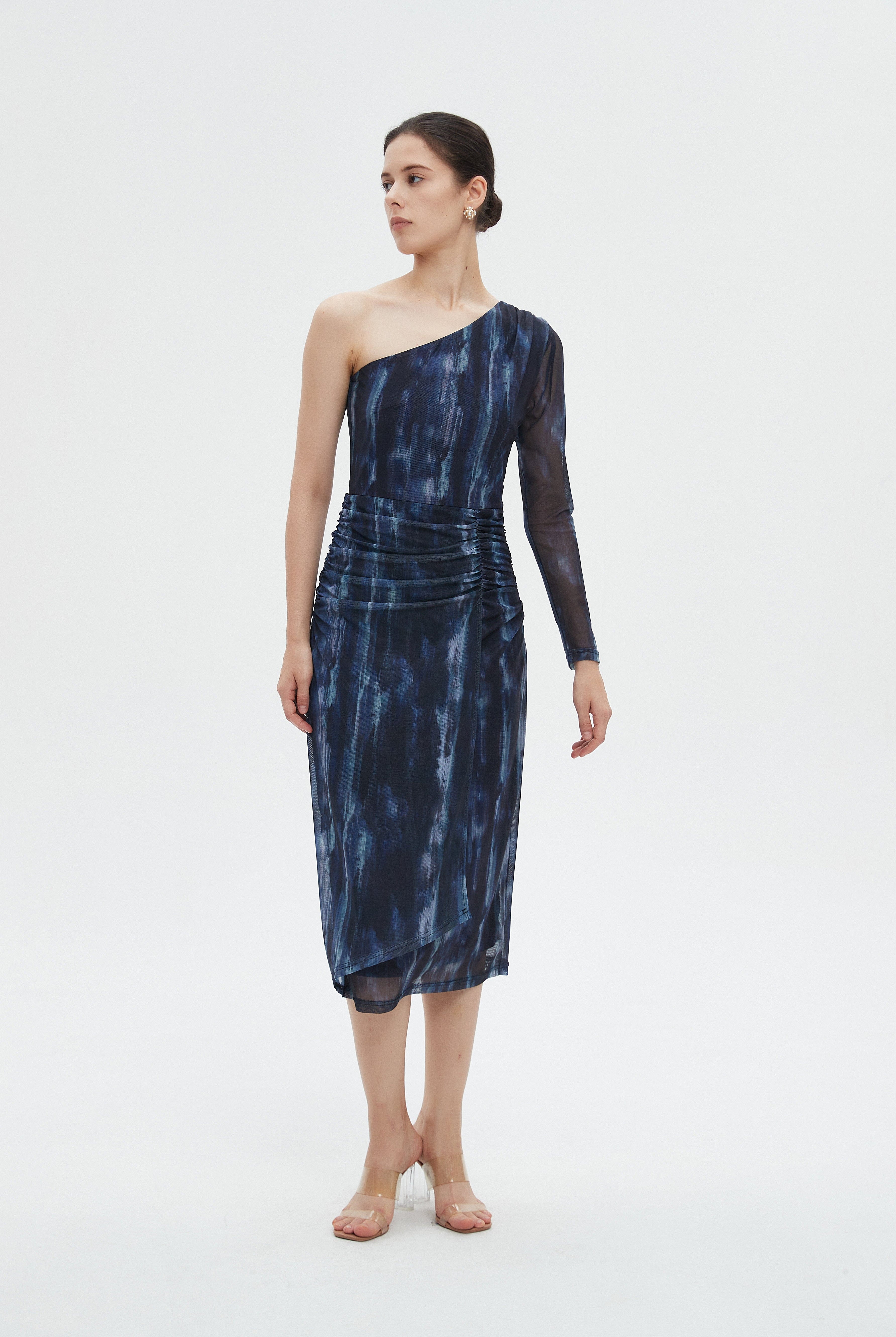 ميكا فستان نسائي ميدي بكم واحد طويل وكشكش على الخصر