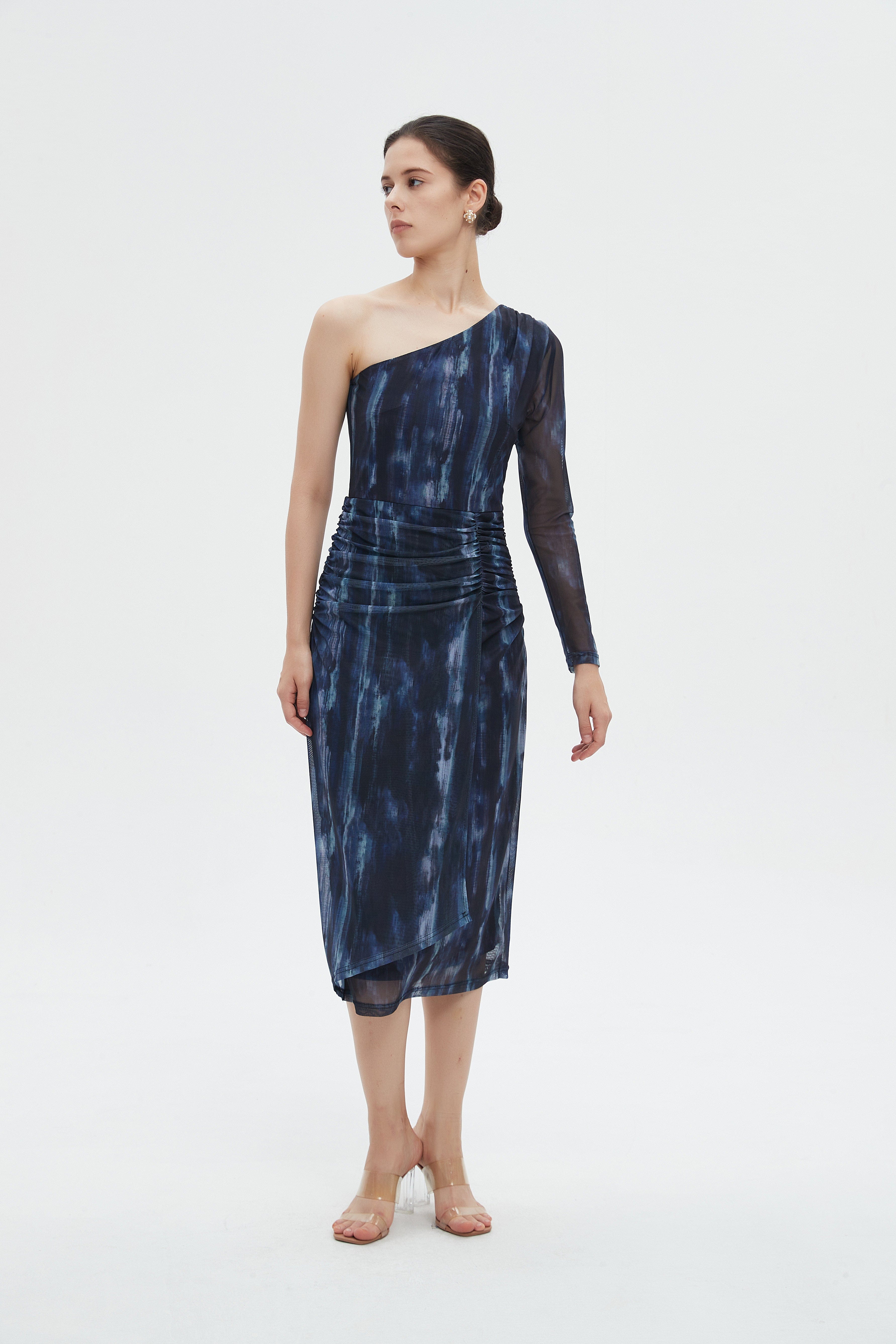 ميكا فستان نسائي ميدي بكم واحد طويل وكشكش على الخصر