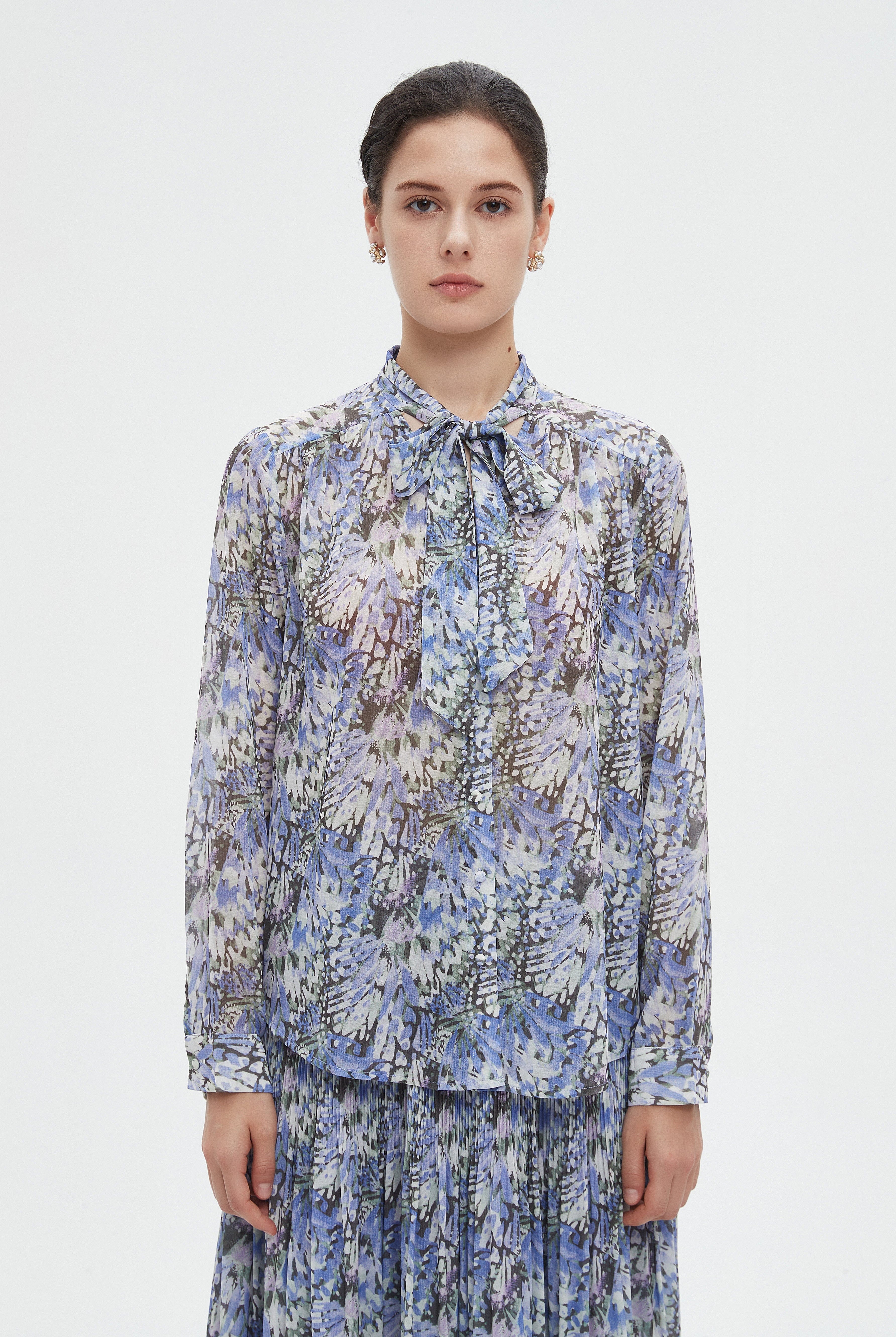 ميكا بلوزة نسائية مشجرة بكم طويل ورابطة عنق فيونكه