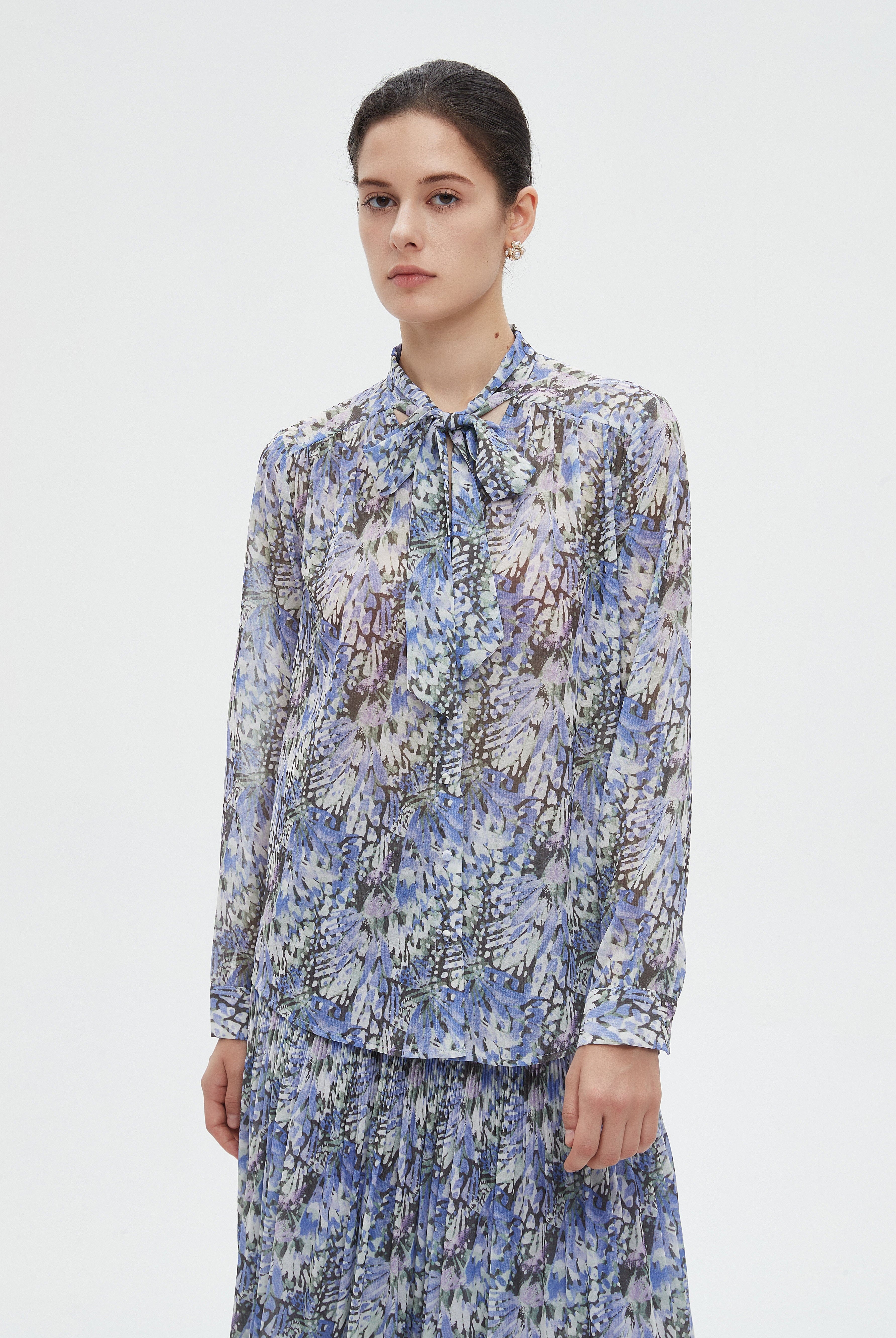 ميكا بلوزة نسائية مشجرة بكم طويل ورابطة عنق فيونكه