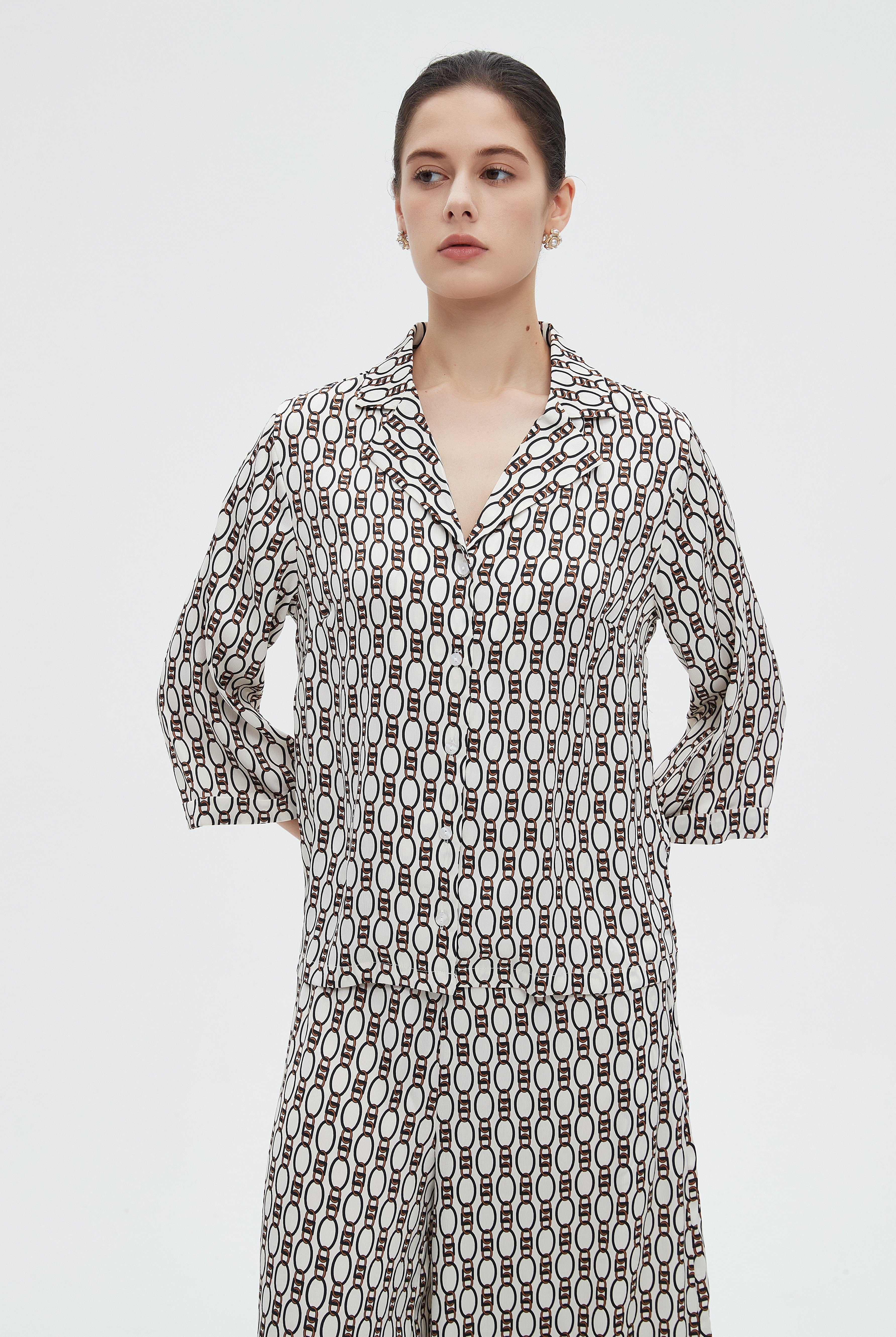 ميكا بلوزة نسائية 3/4 كم مشجرة بياقة