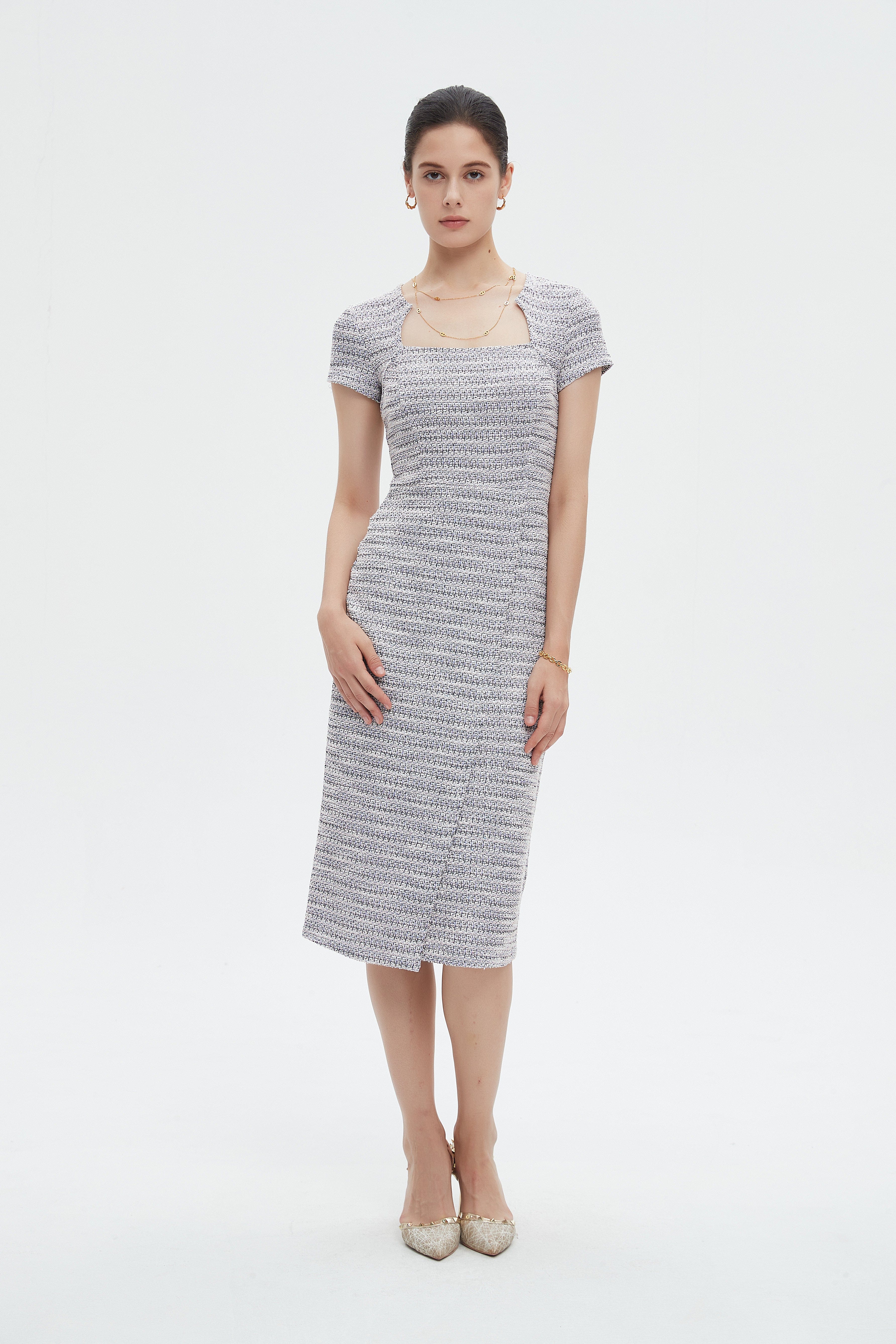 ميكا فستان نسائي ميدي مخطط بفتحة رقبة مربعة