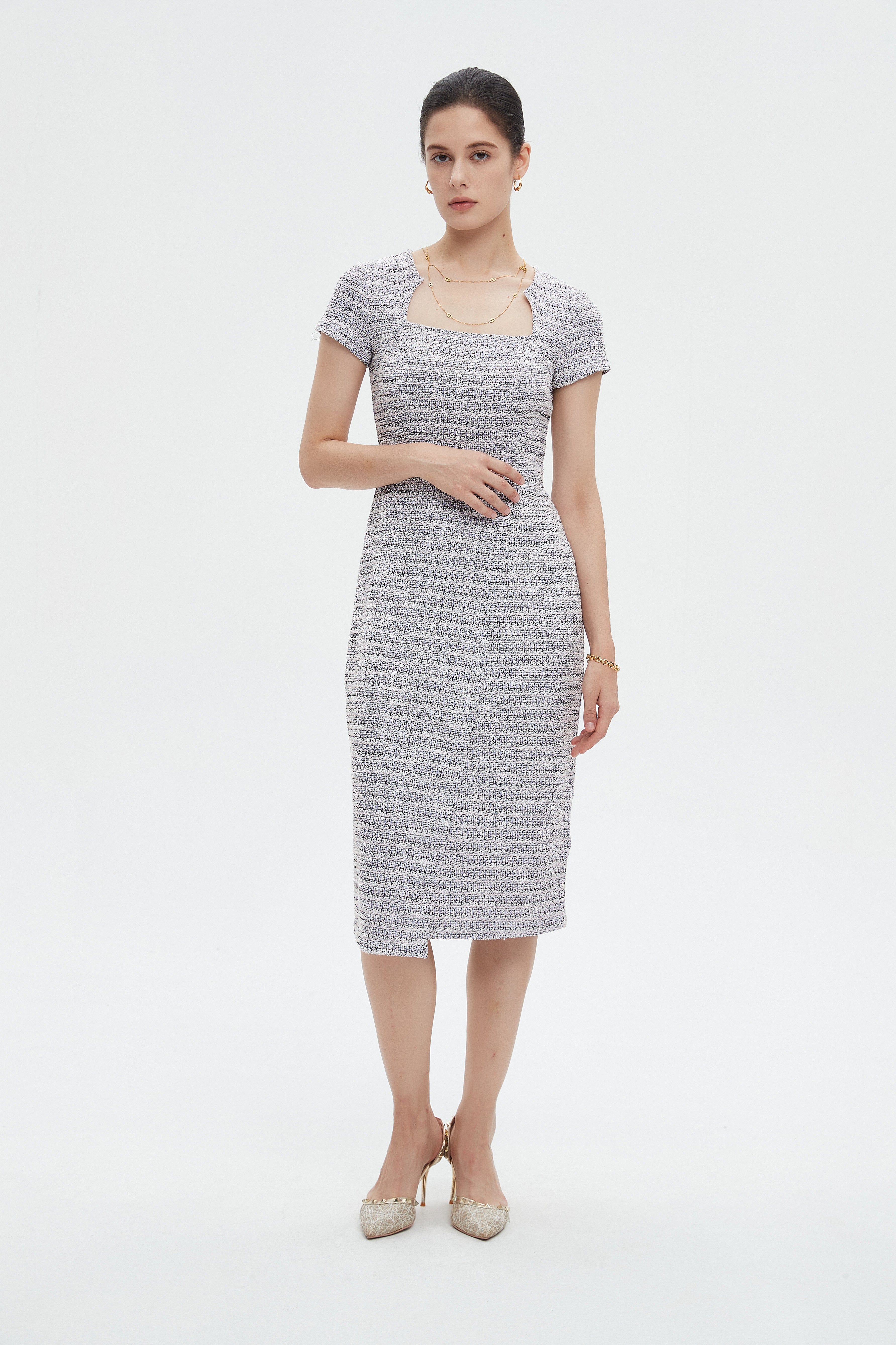 ميكا فستان نسائي ميدي مخطط بفتحة رقبة مربعة