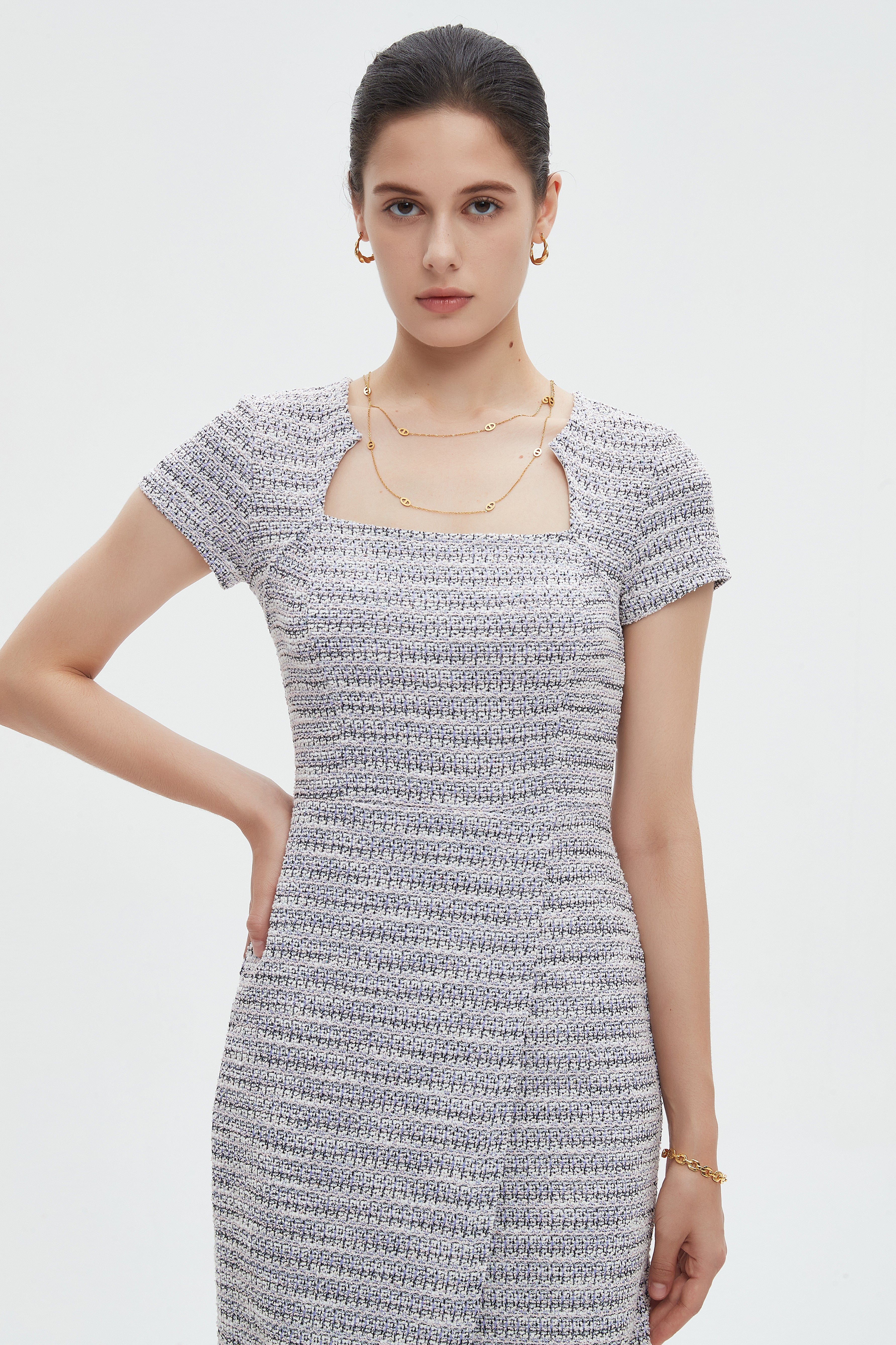 ميكا فستان نسائي ميدي مخطط بفتحة رقبة مربعة